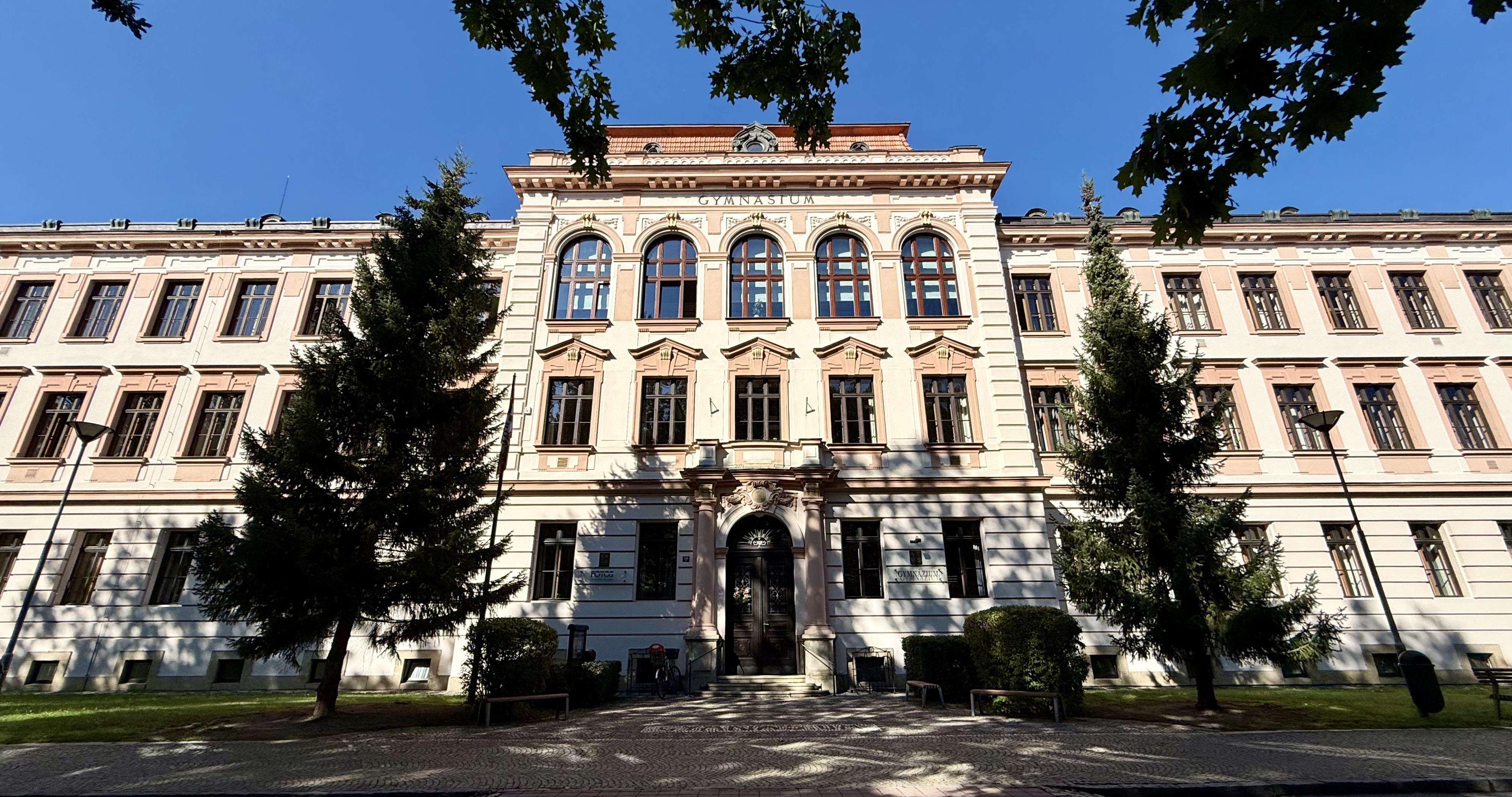 Gymnázium Třeboň, Na Sadech foto 4
