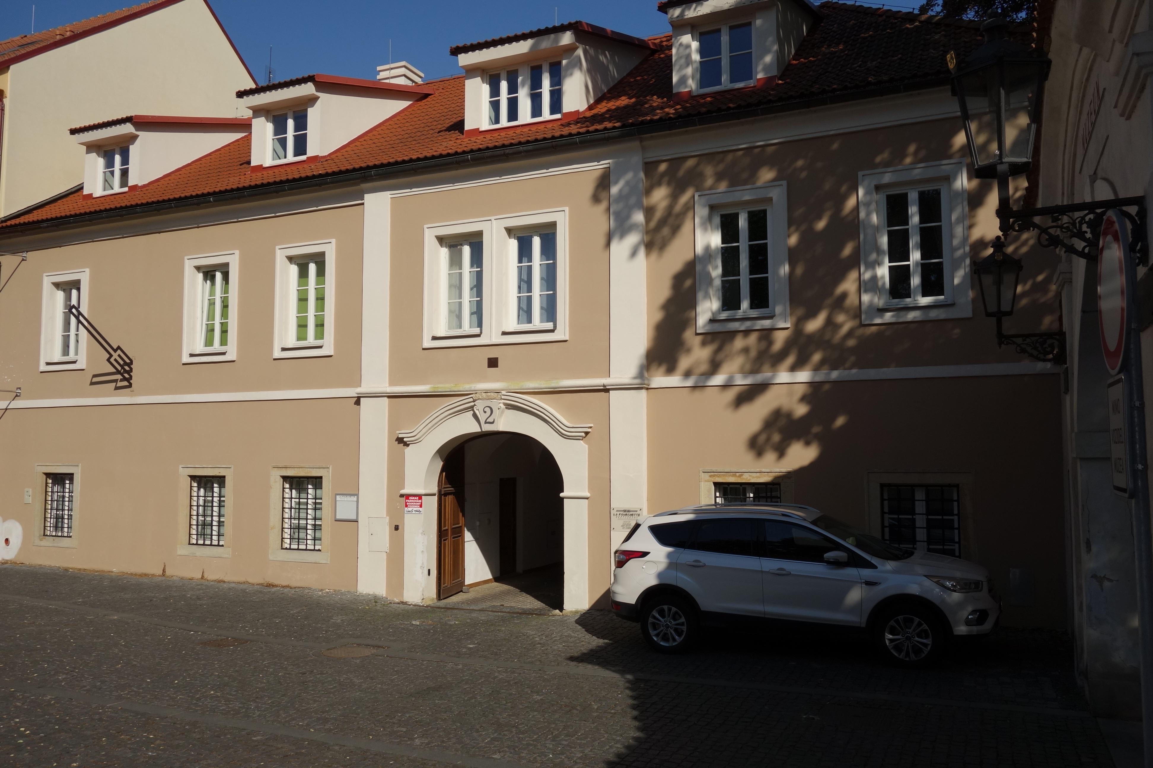 Prodej bytu 1+kk 18 m² Staroměstské náměstí, Mladá