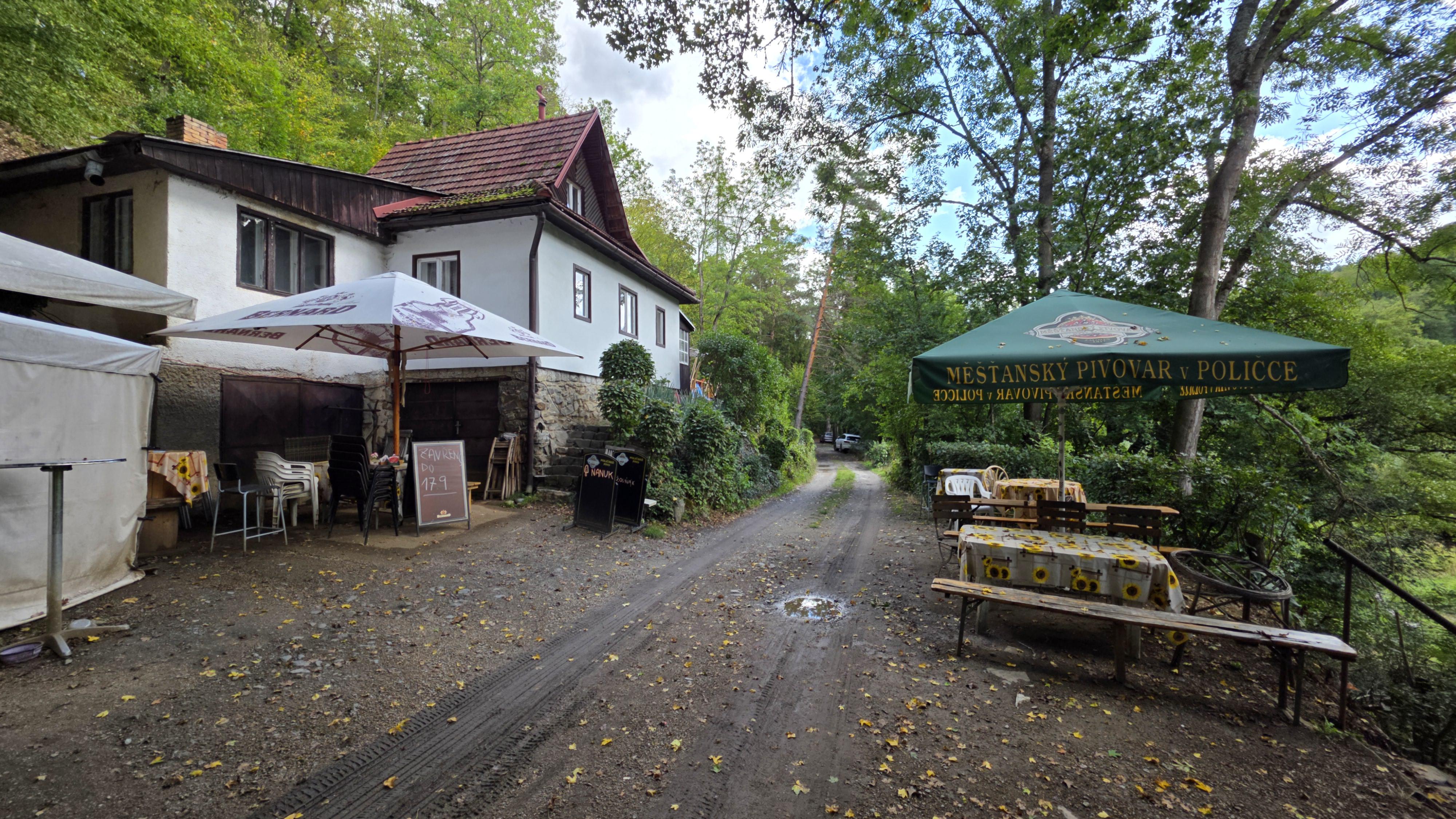 Kiosek Oslavka foto 2