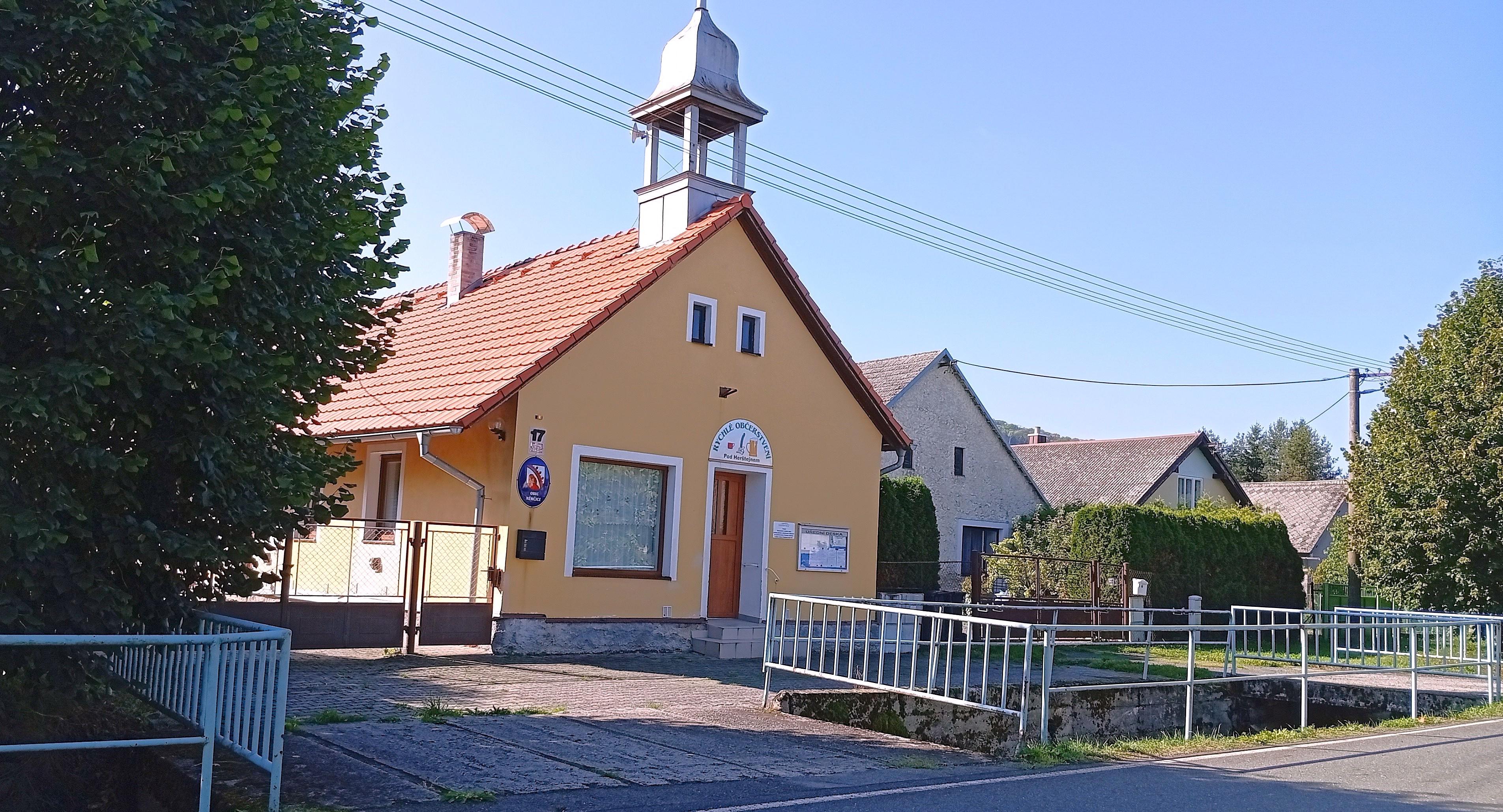 Němčice - obecní úřad foto 3
