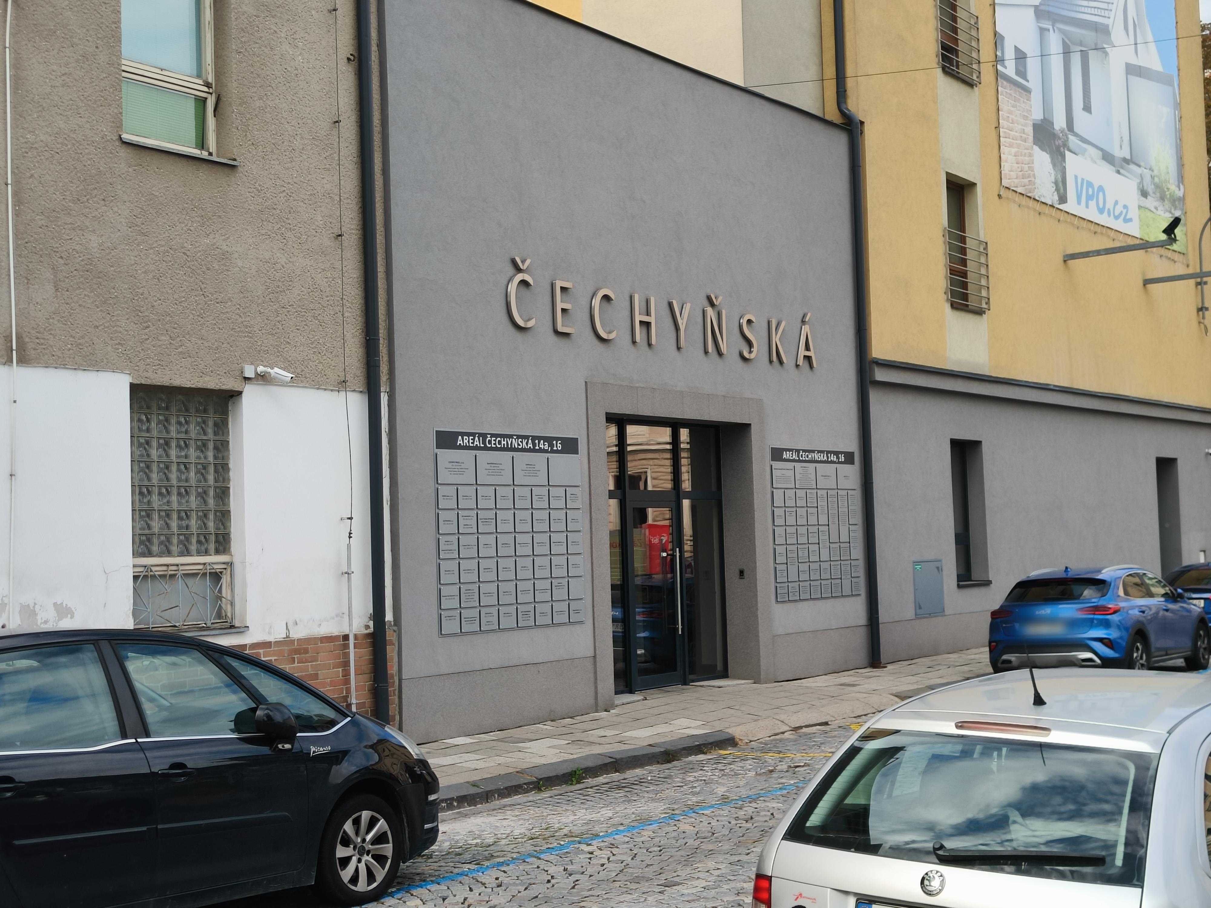 Petrolio.cz foto 1