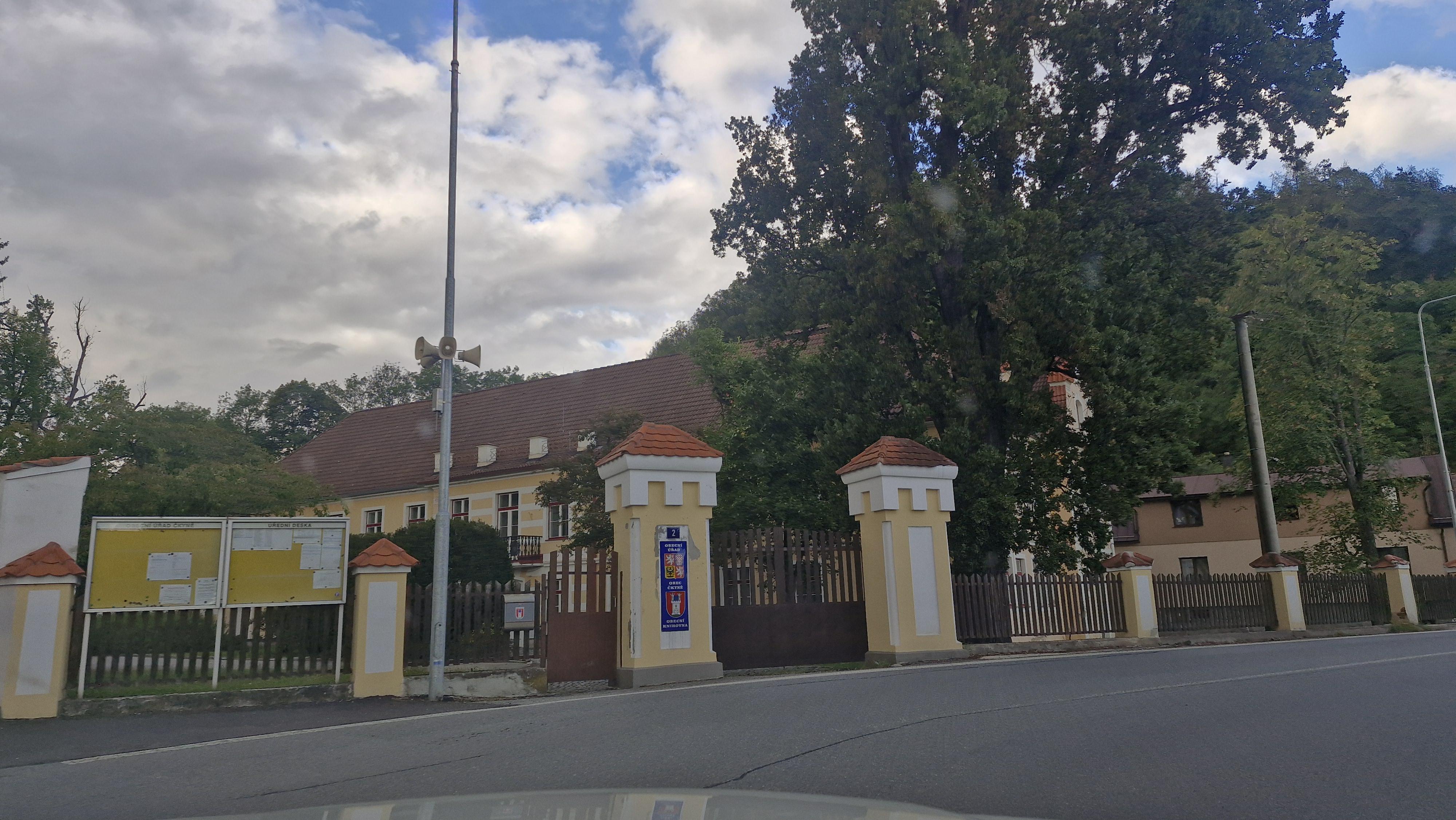 Čkyně - obecní úřad foto 5