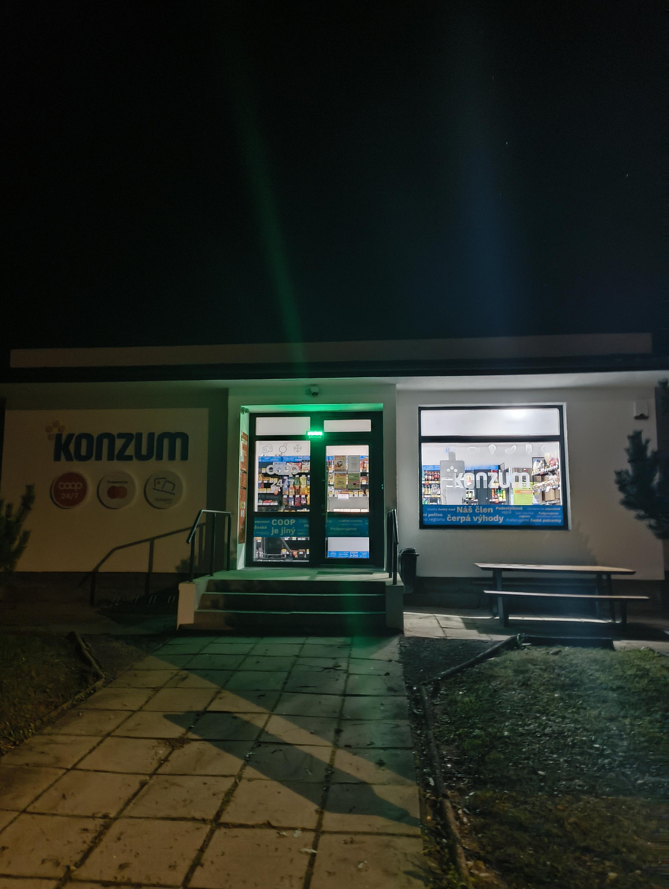 KONZUM 24/7 foto 2