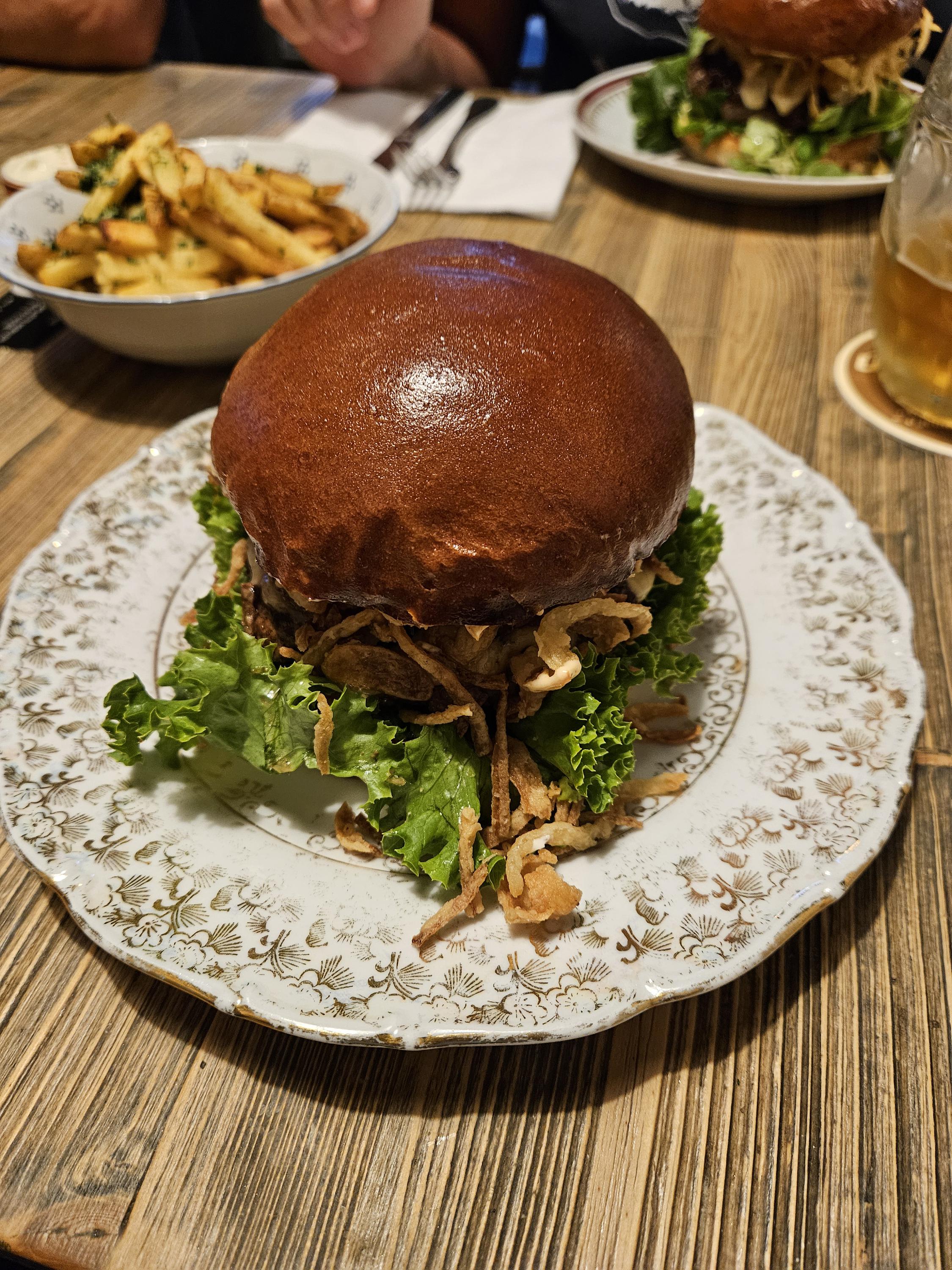 Dish - fine burger bistro foto 6