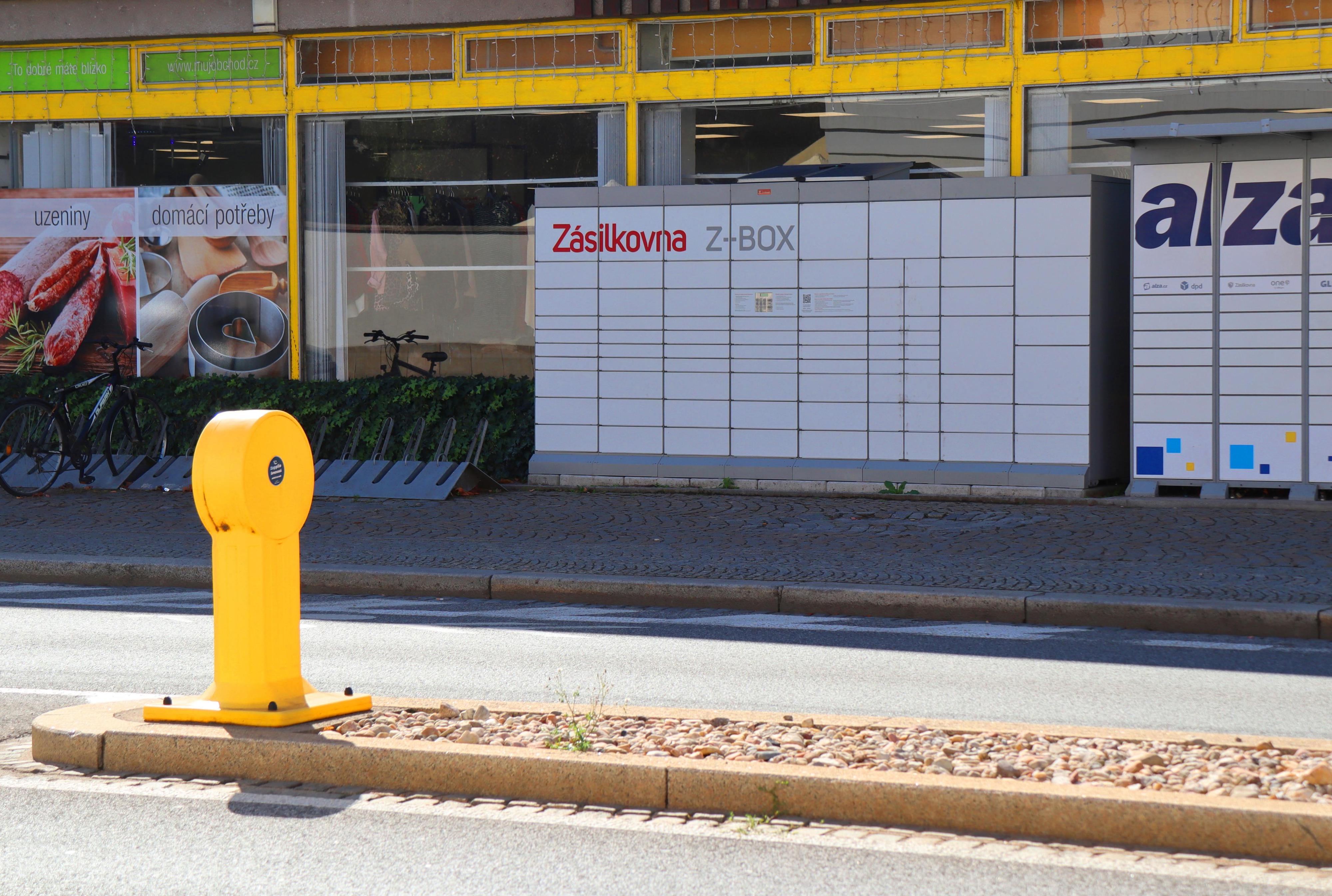 Z-BOX