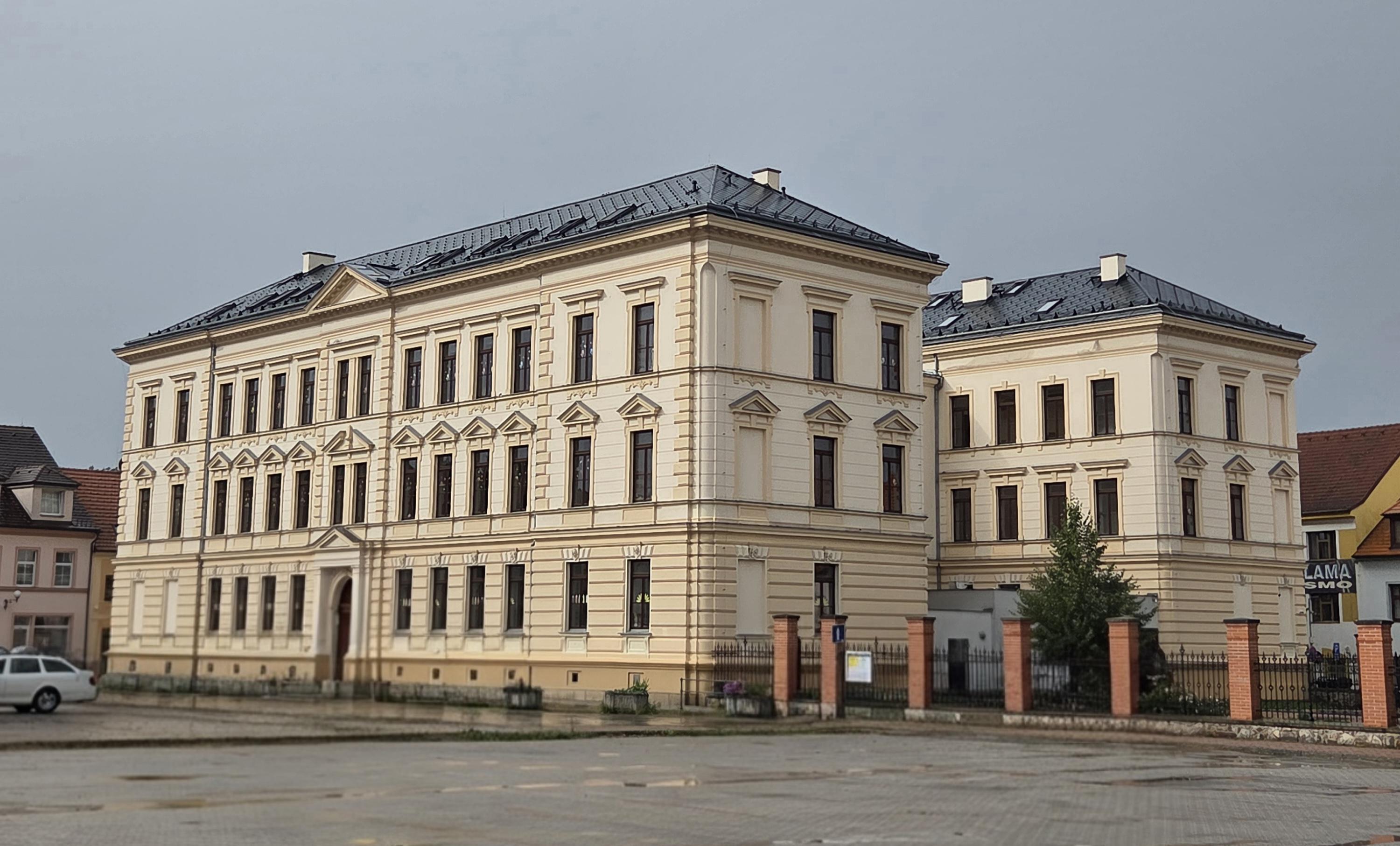 Základní škola Rokycany, ulice Míru 64, příspěvková organizace foto 4