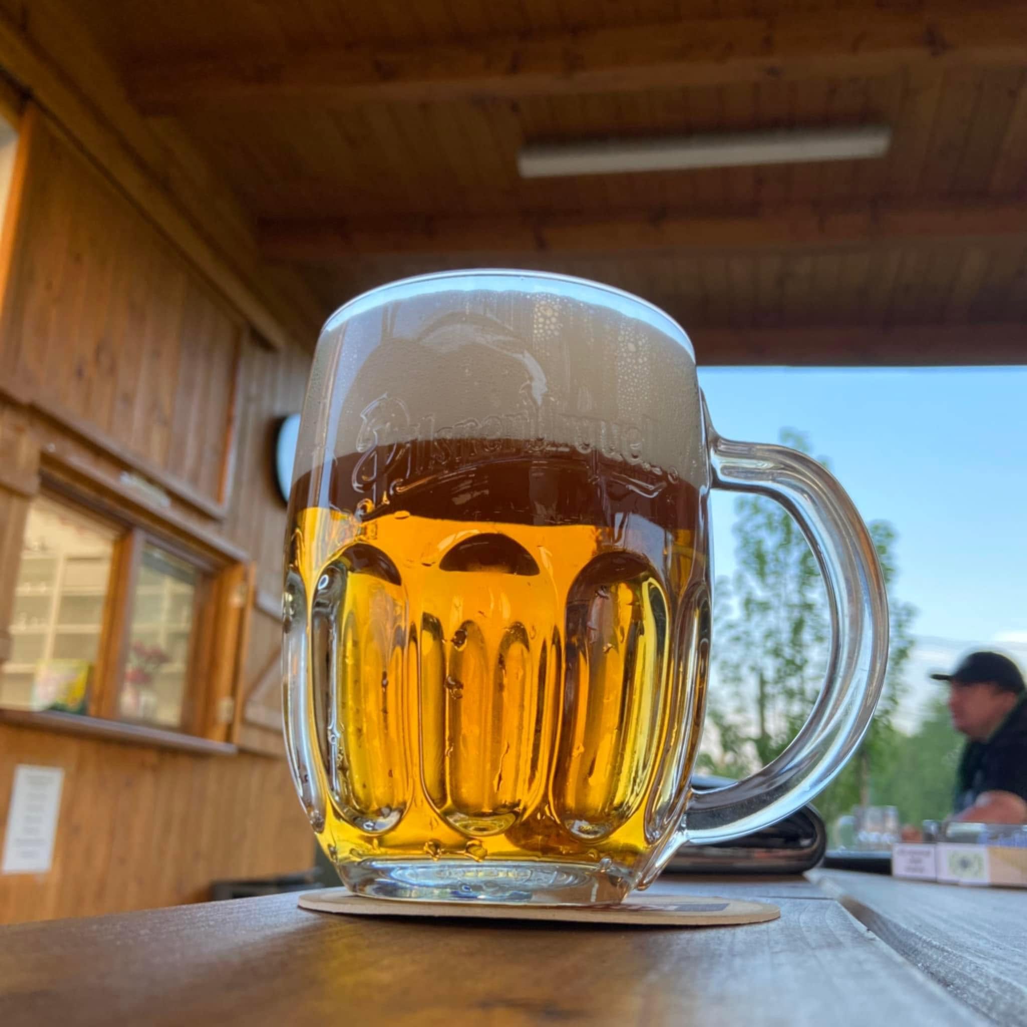 Občerstvení na hřišti SK Krumvíř foto 3