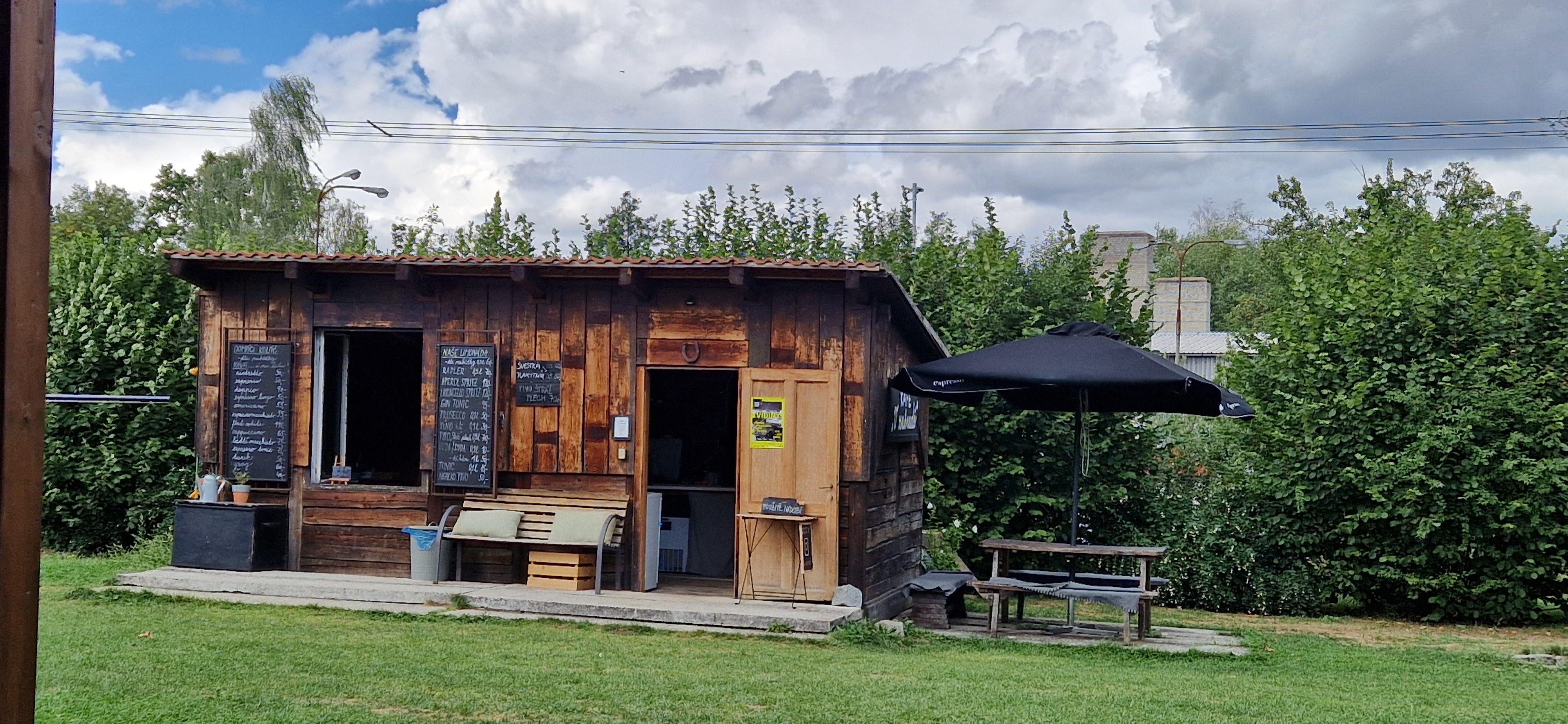 KAFÉ "V zahradě" foto 2