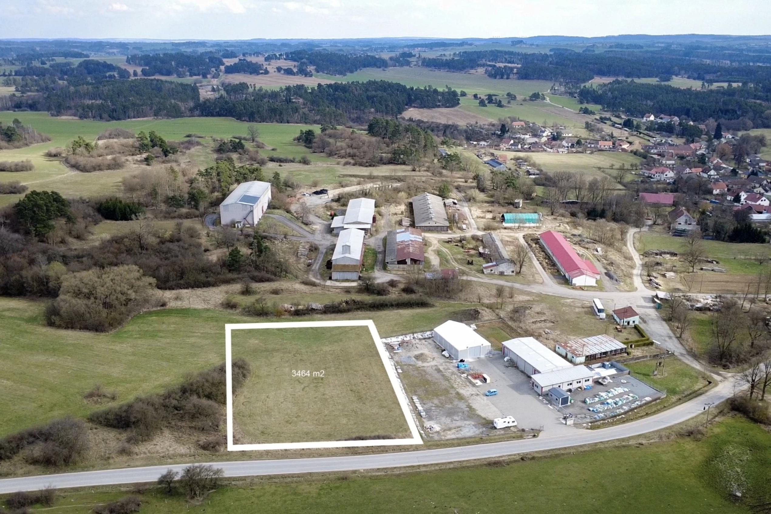 Prodej komerčního pozemku o výměře 3. 464 m2