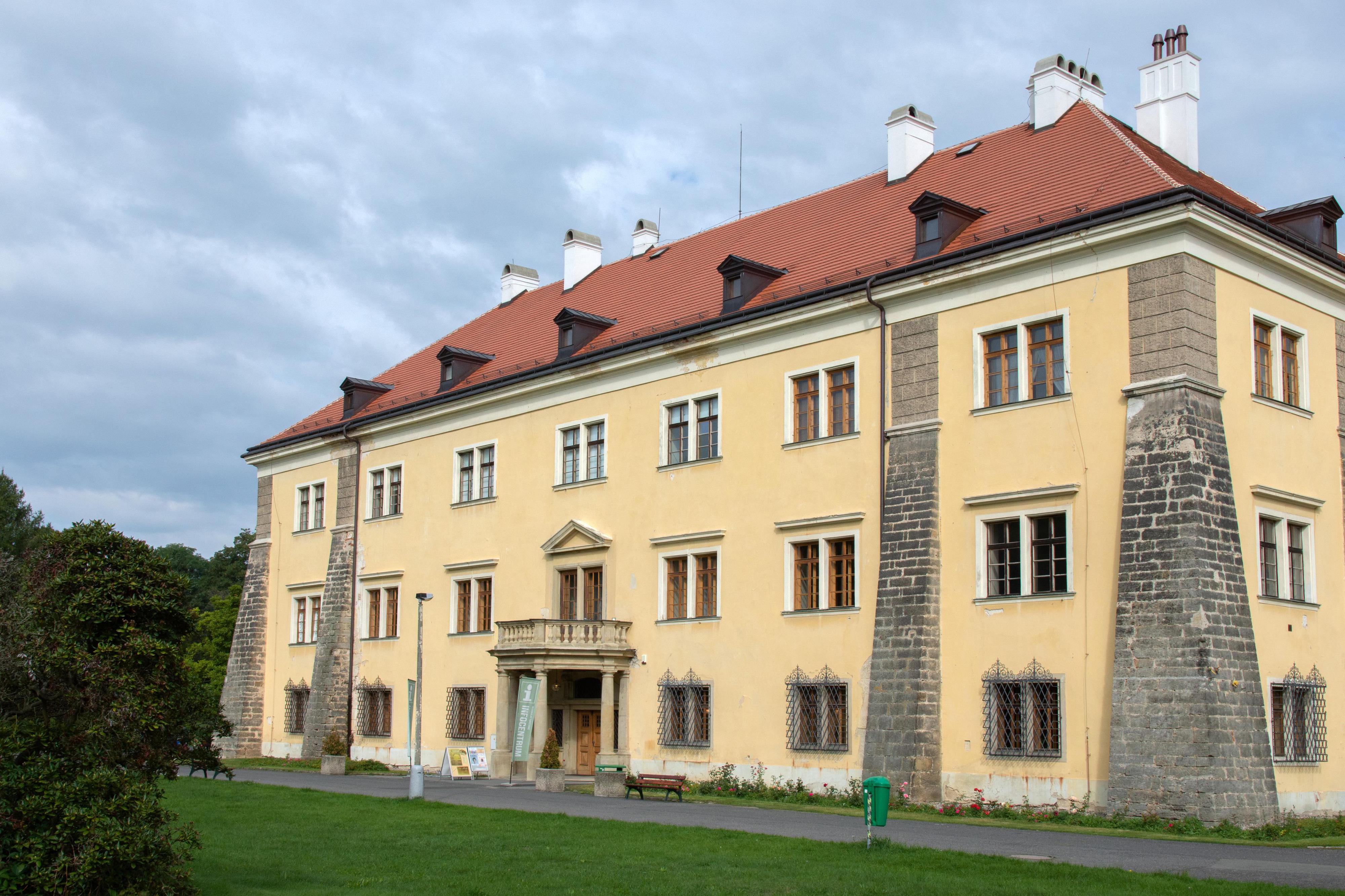 Městská knihovna Doksy foto 2