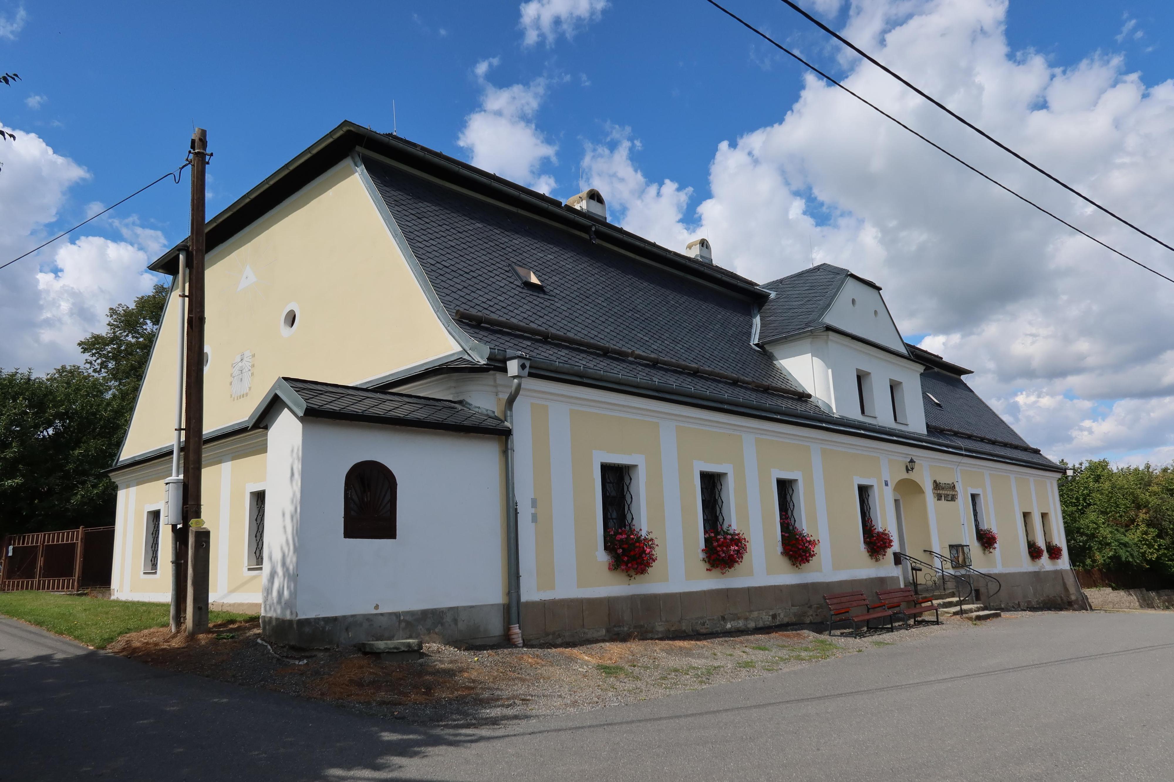 Dům včelařů foto 2