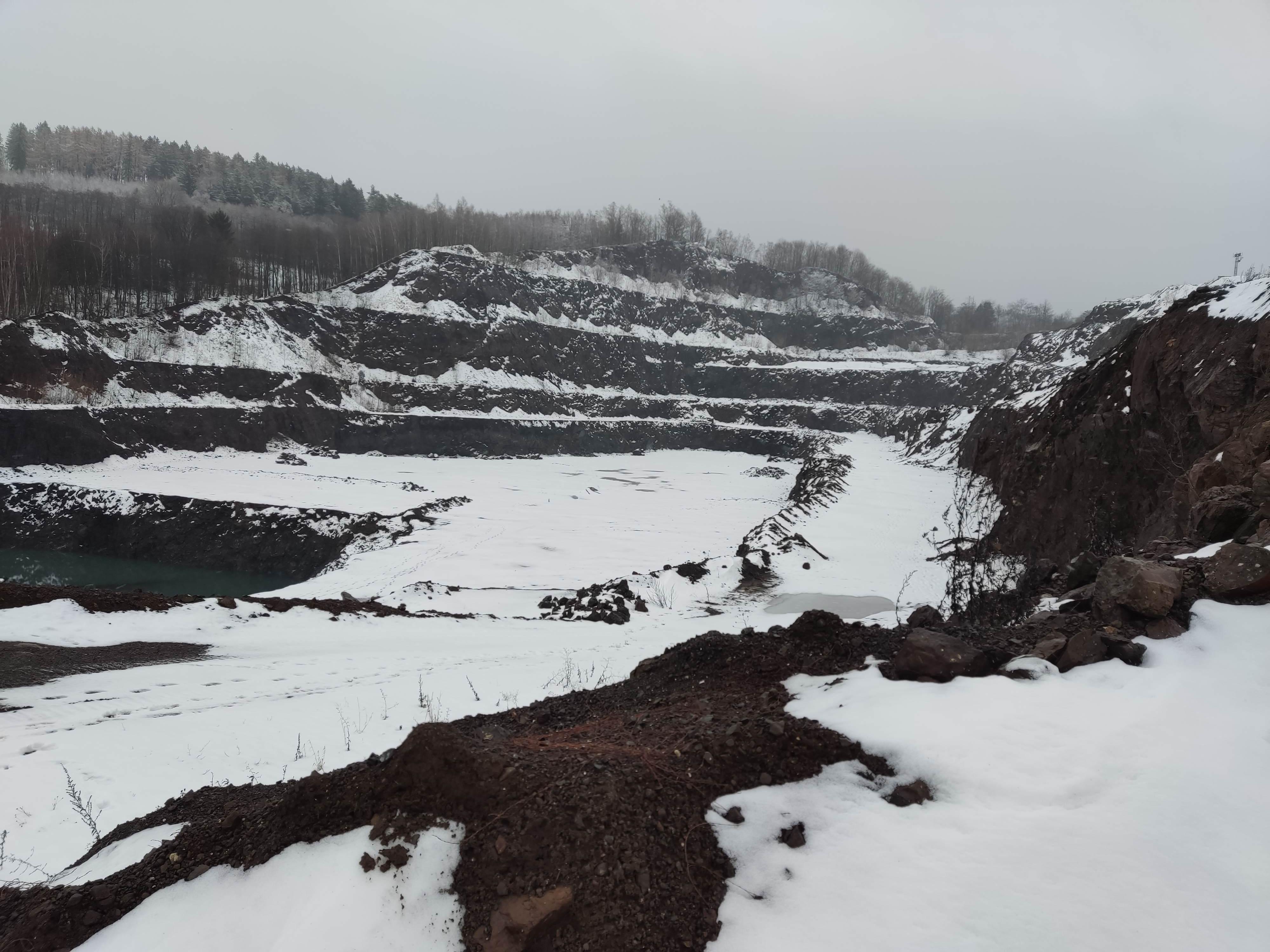 EUROVIA Kamenolomy, a.s. - Lom Bezděčín foto 2