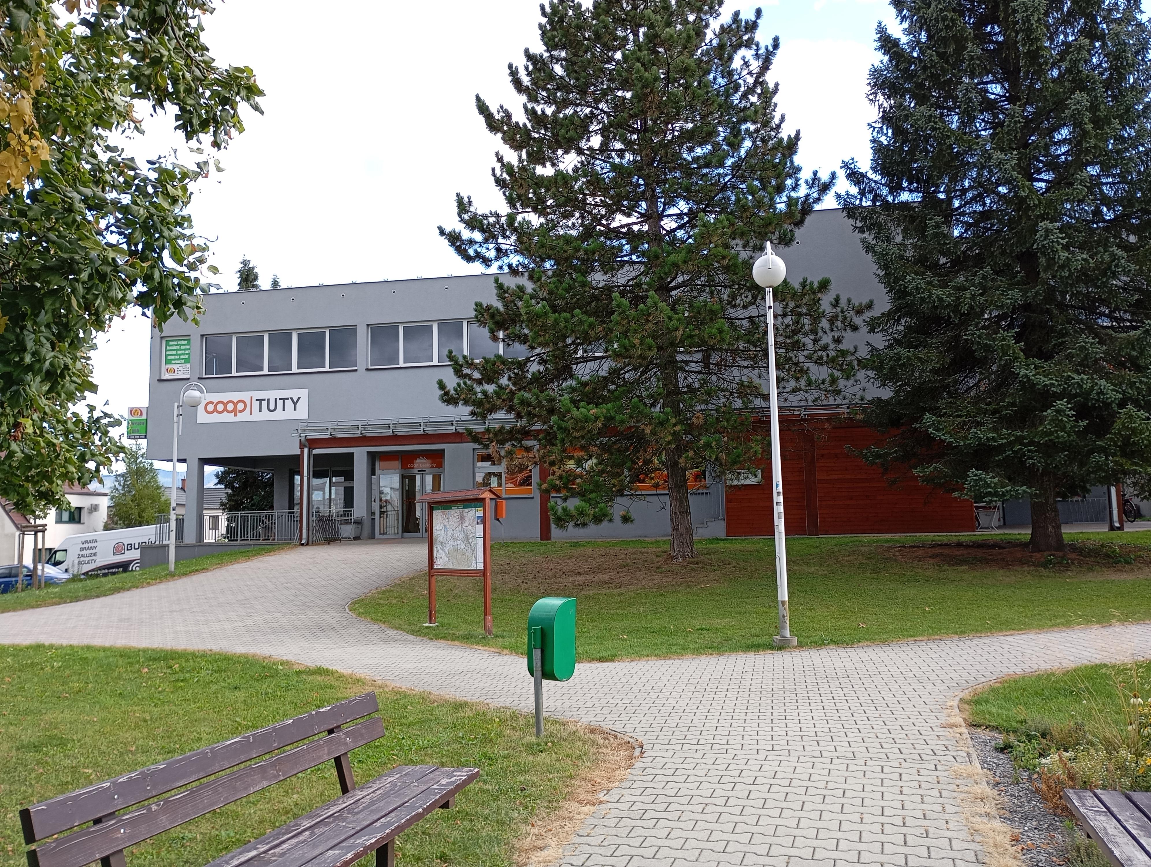 COOP Beskydy, spotřební družstvo foto 3