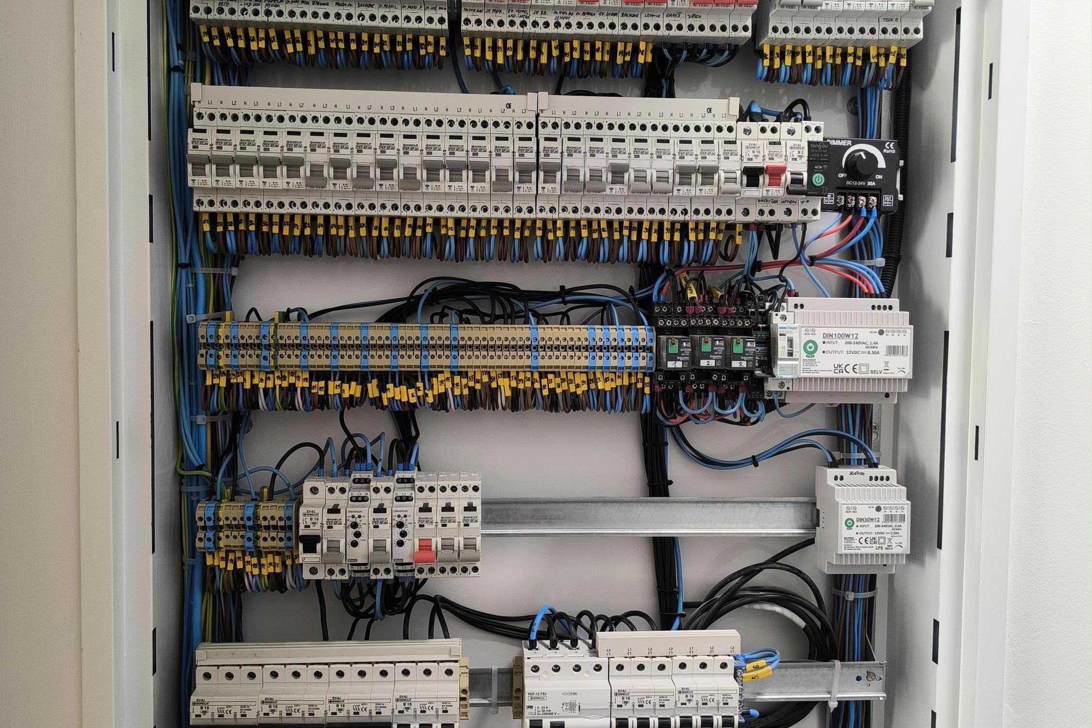 DT-Elektro foto 1