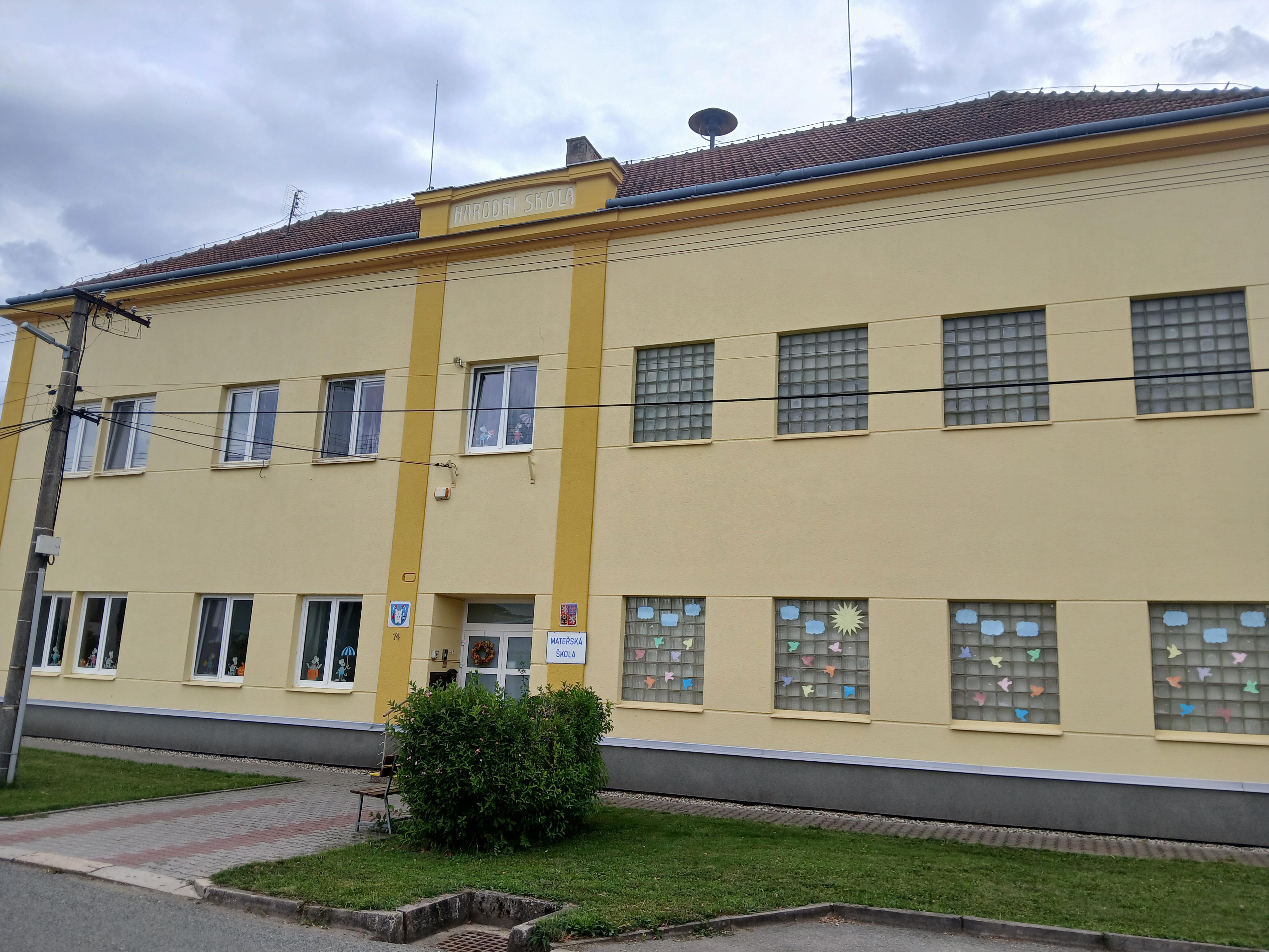 ZŠ a MŠ Nesovice