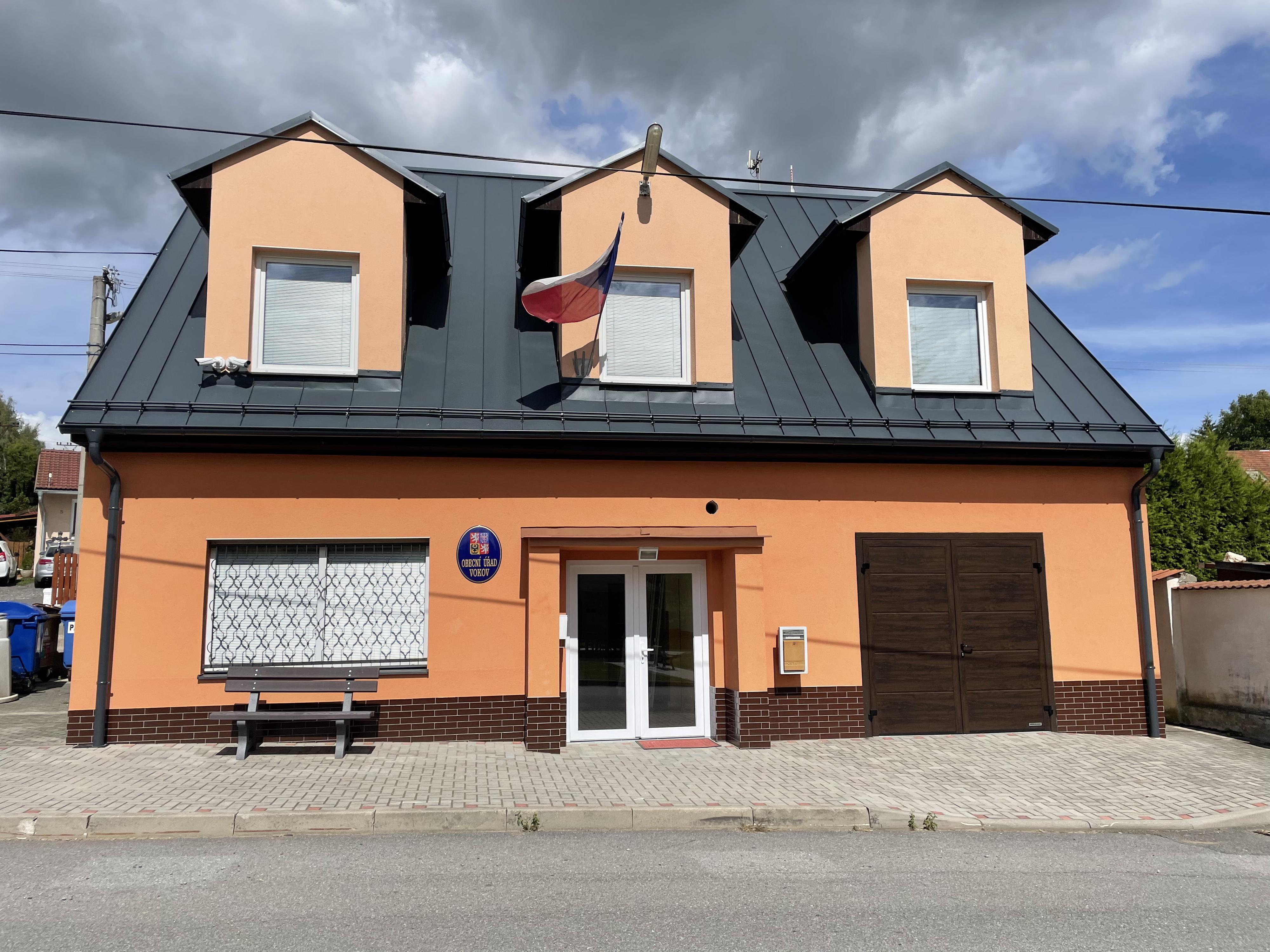 Vokov - obecní úřad foto 3