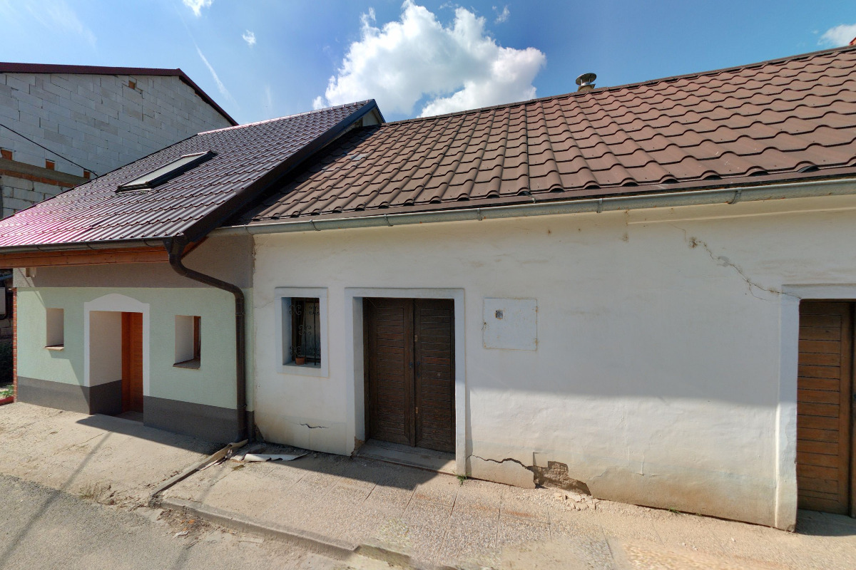 HEMPL Apartments