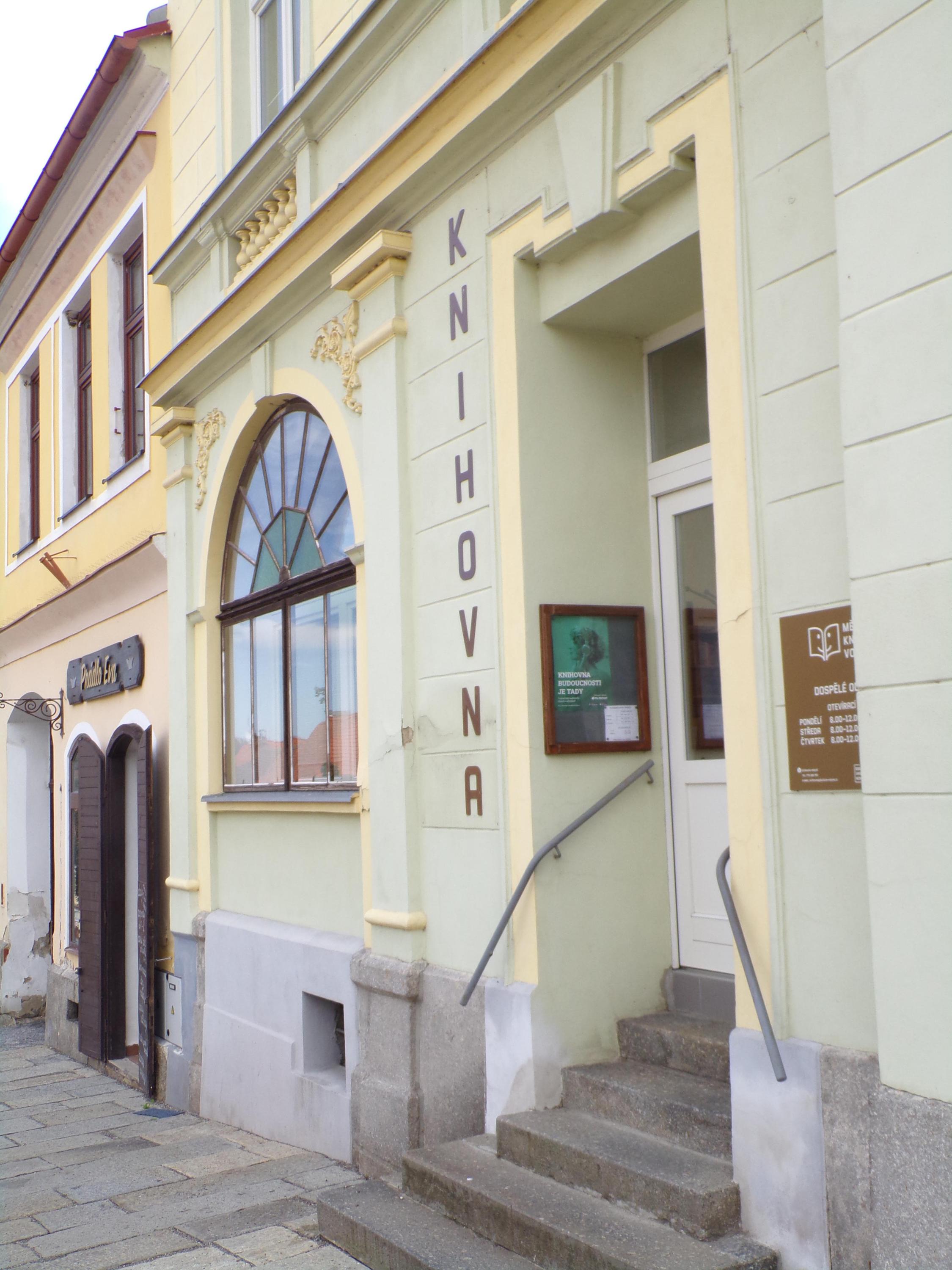 Městská knihovna Volyně foto 6