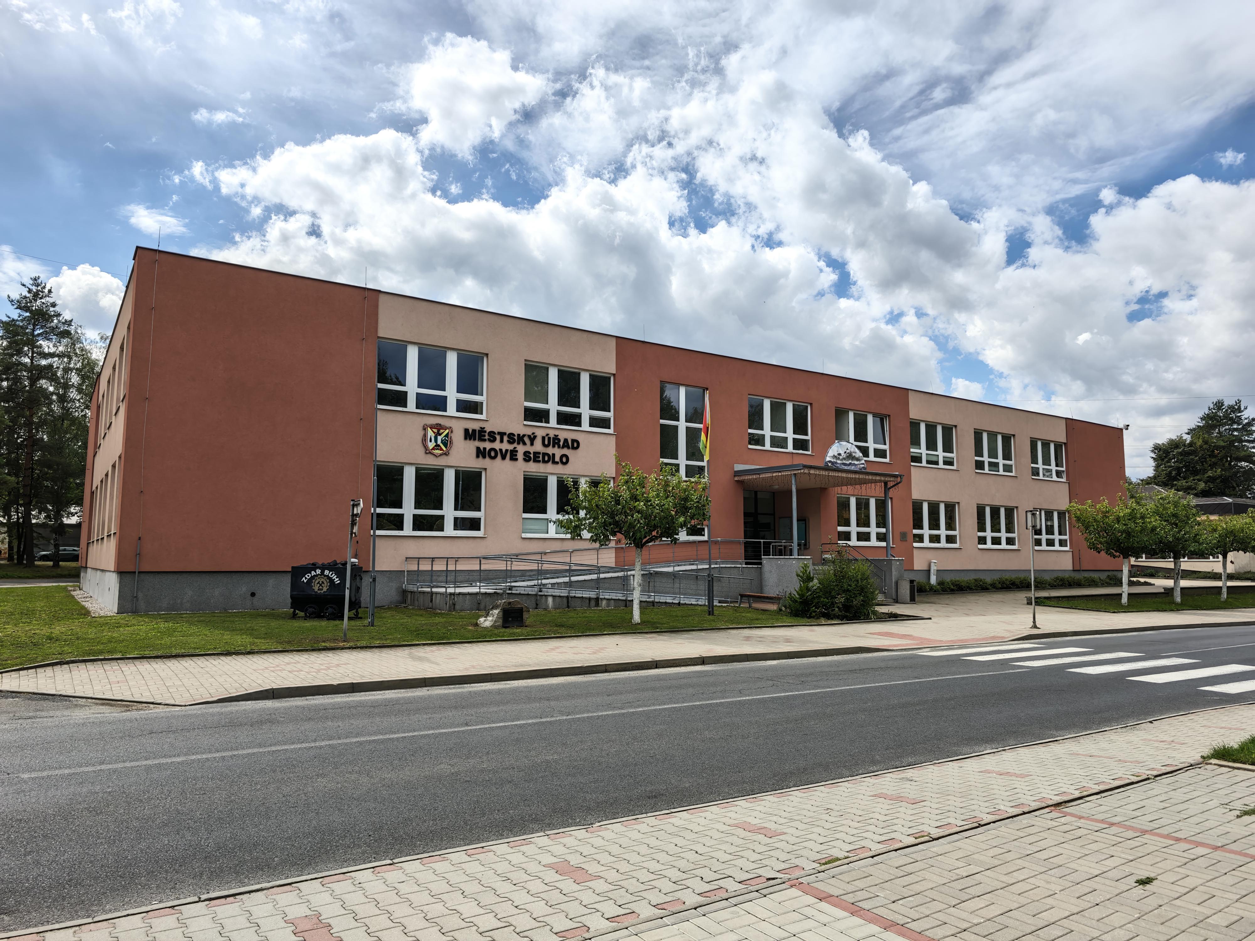Nové Sedlo - městský úřad foto 4