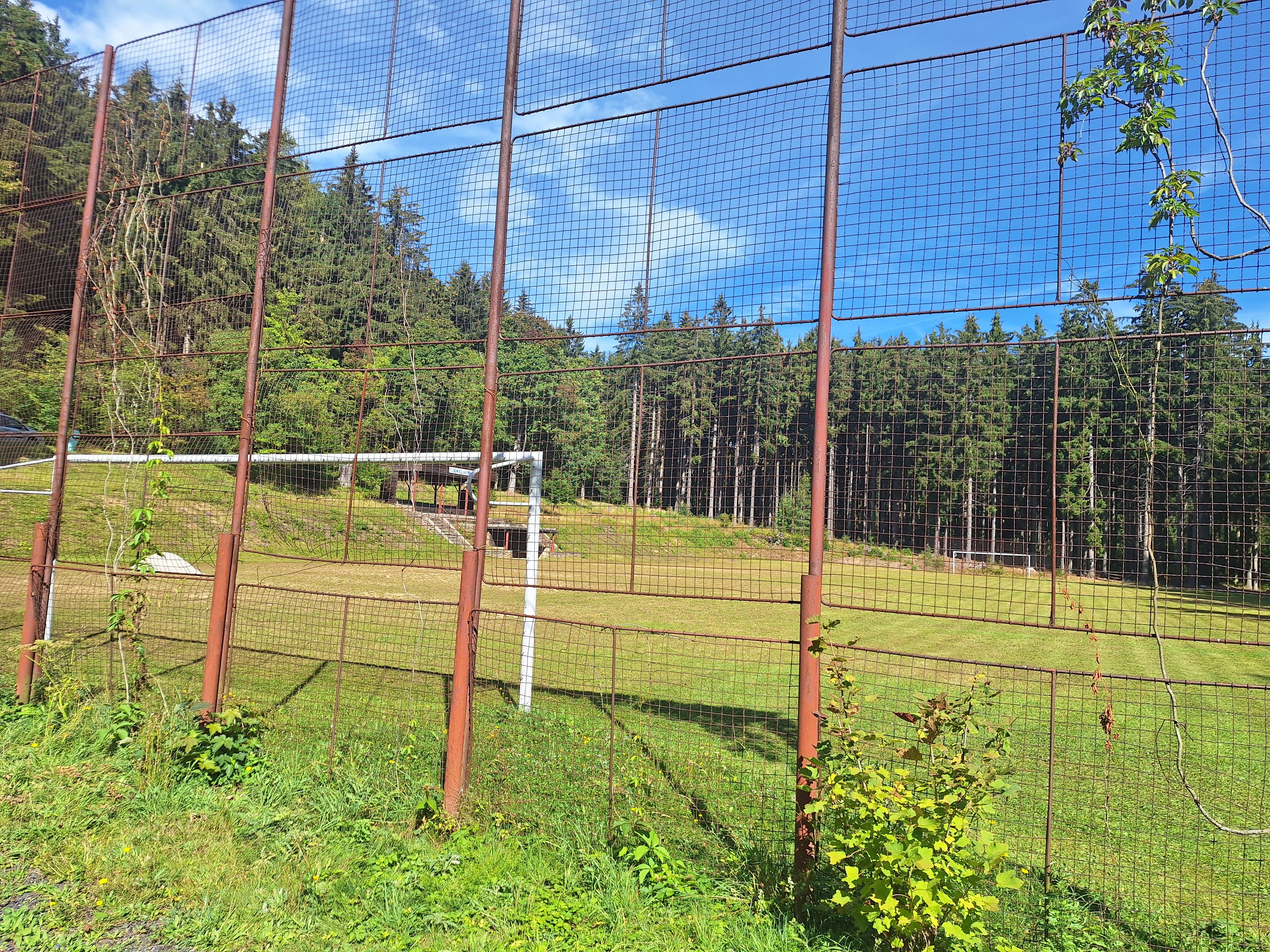 Fotbalové hřiště Javorník foto 6