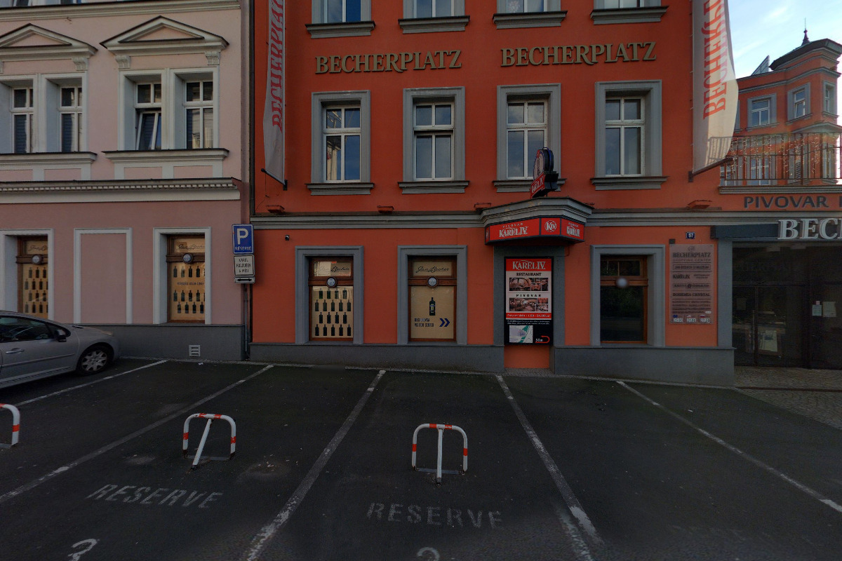 Becherplatz