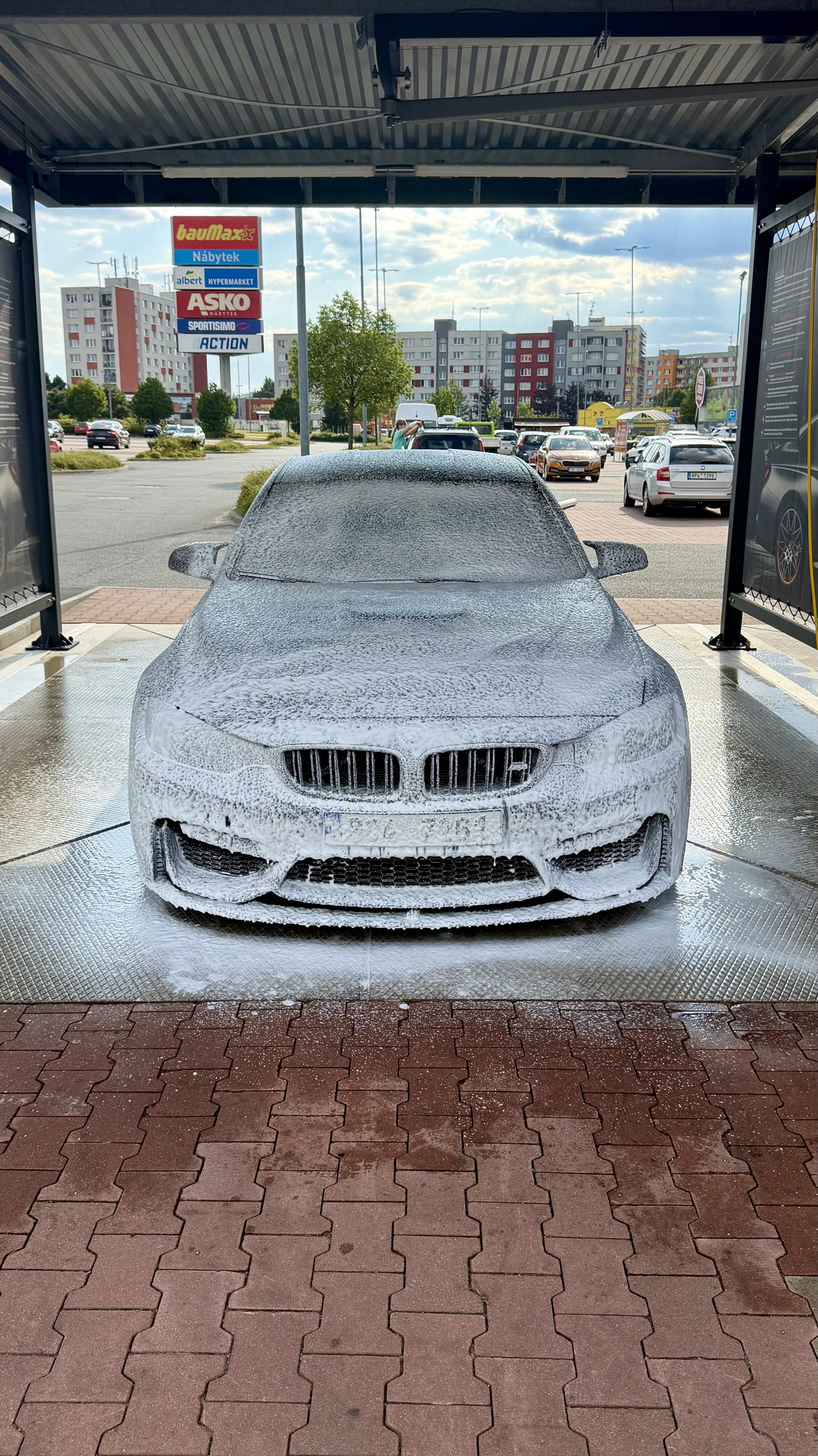 Wash & Shine