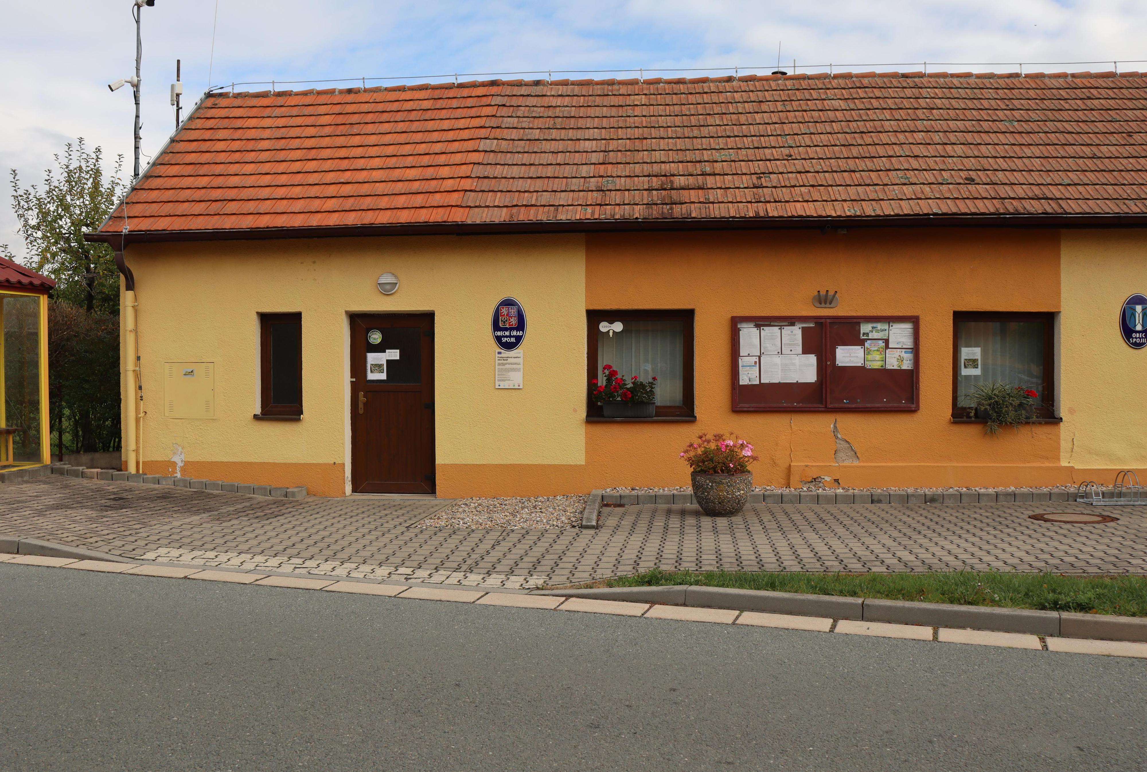 Spojil - obecní úřad