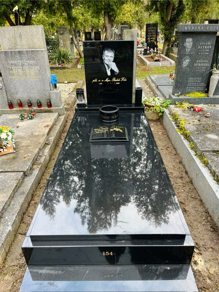 Kamenictví a hrobnictví Kateřina Gumanová foto 4