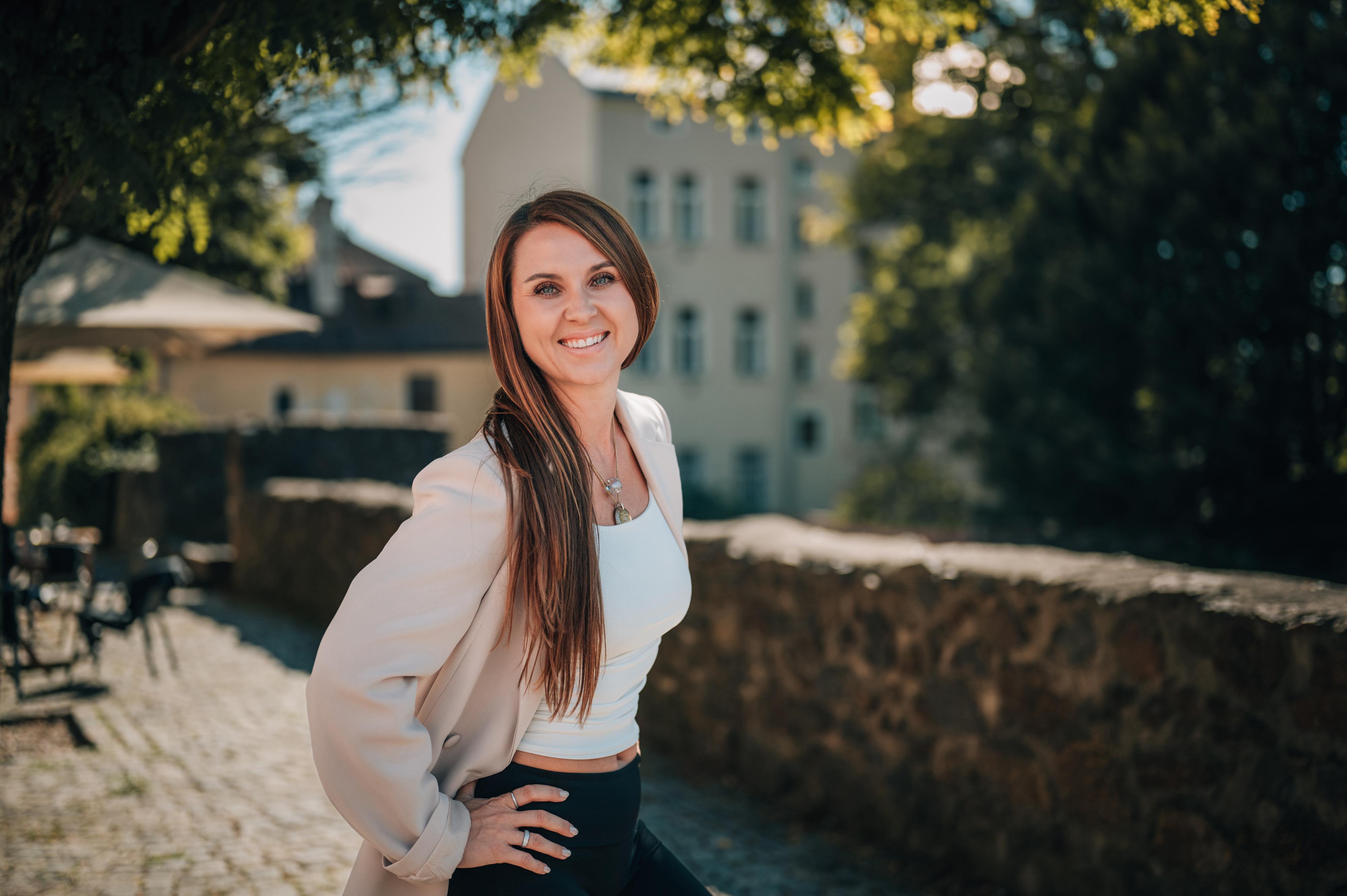 Pavla Anna Doležalová | REALO