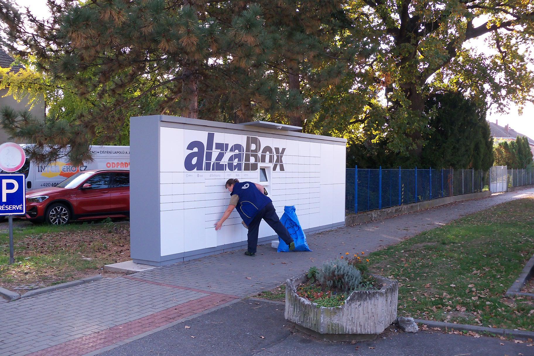 AlzaBox