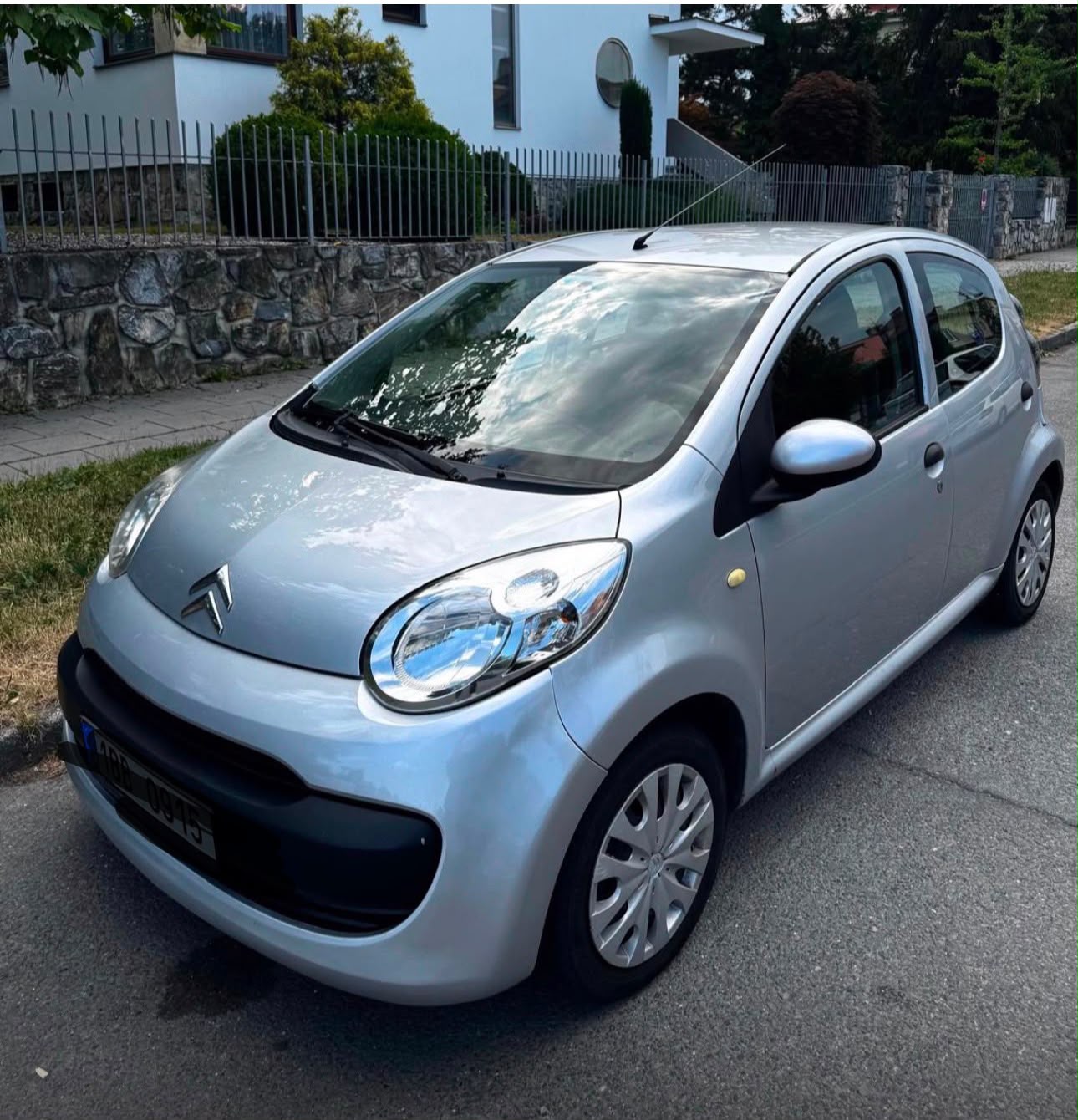 OL CAR RENT foto 1