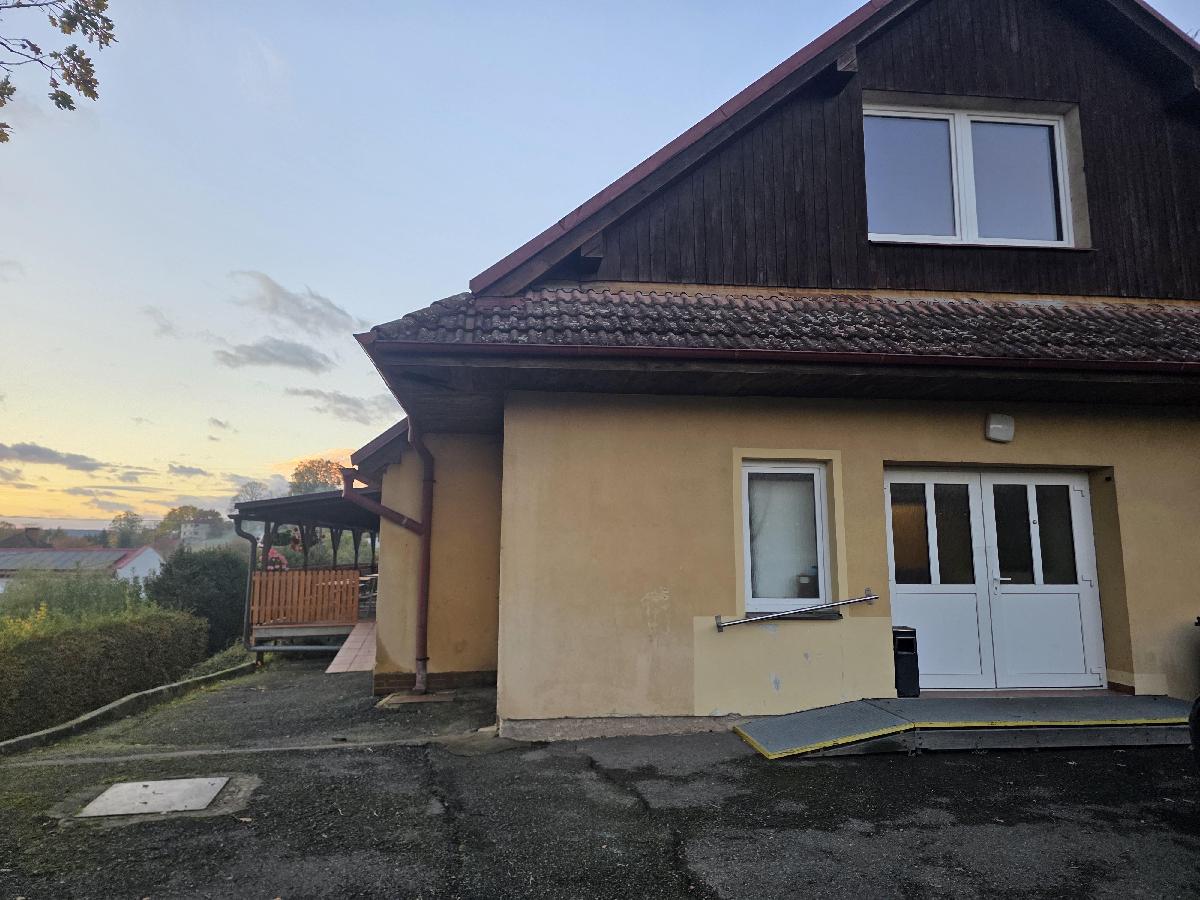 Kulturní dům Řetová foto 1