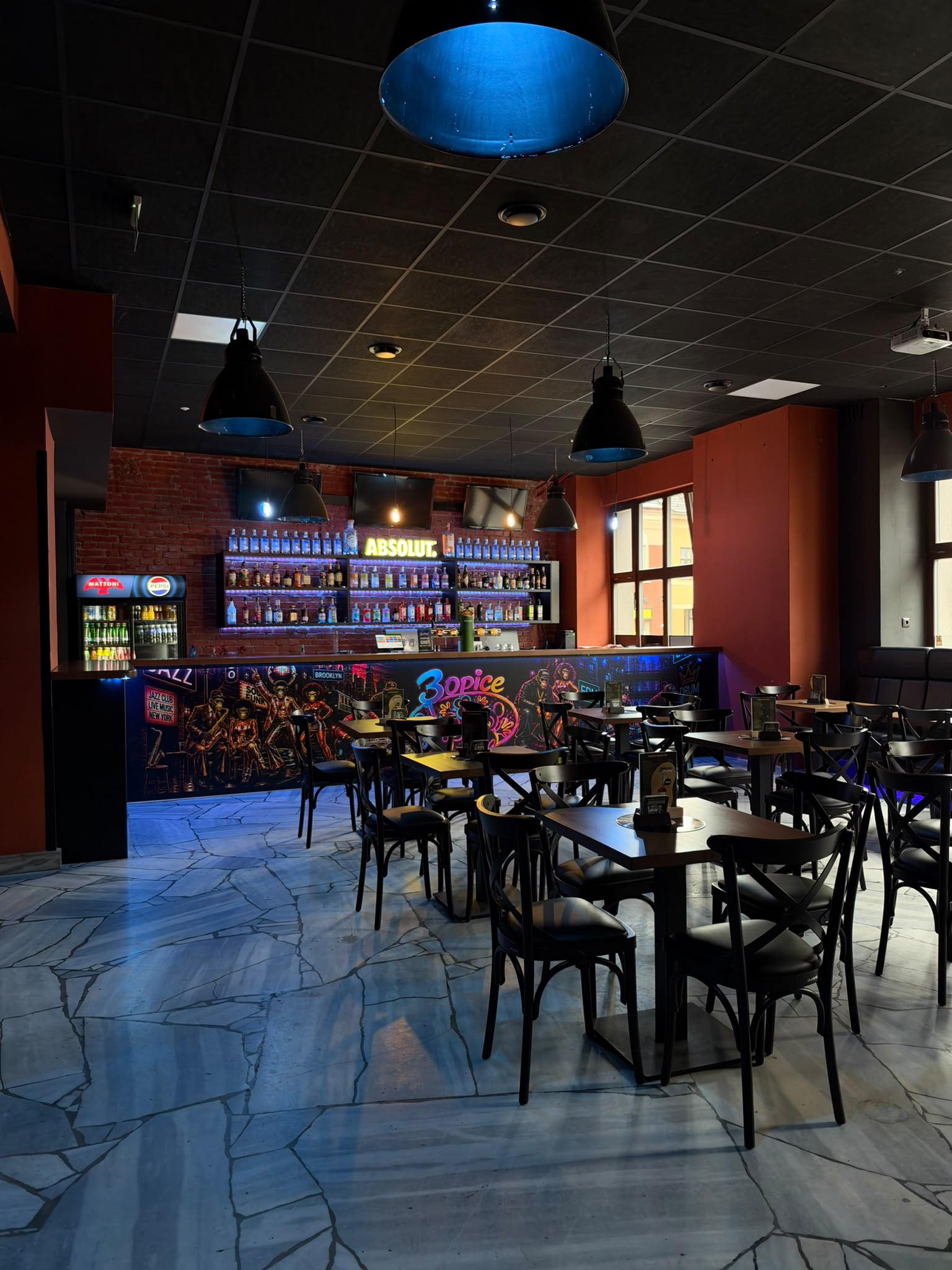 3 opice - Hudební klub & Pub foto 2