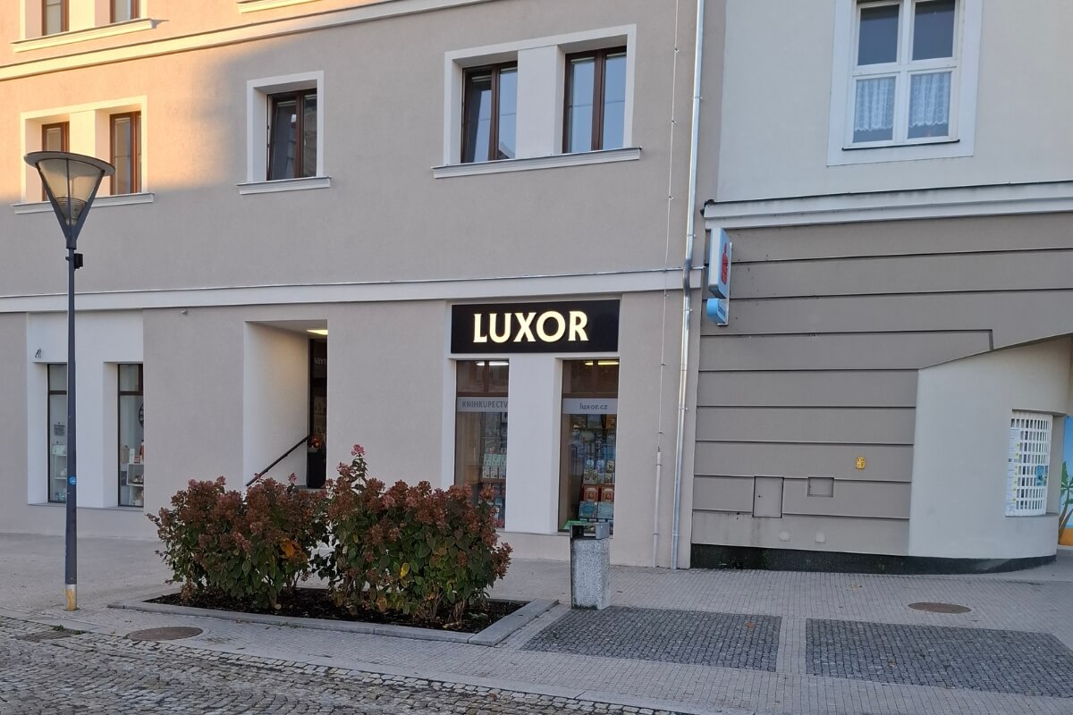 Knihkupectví LUXOR, Hlučín