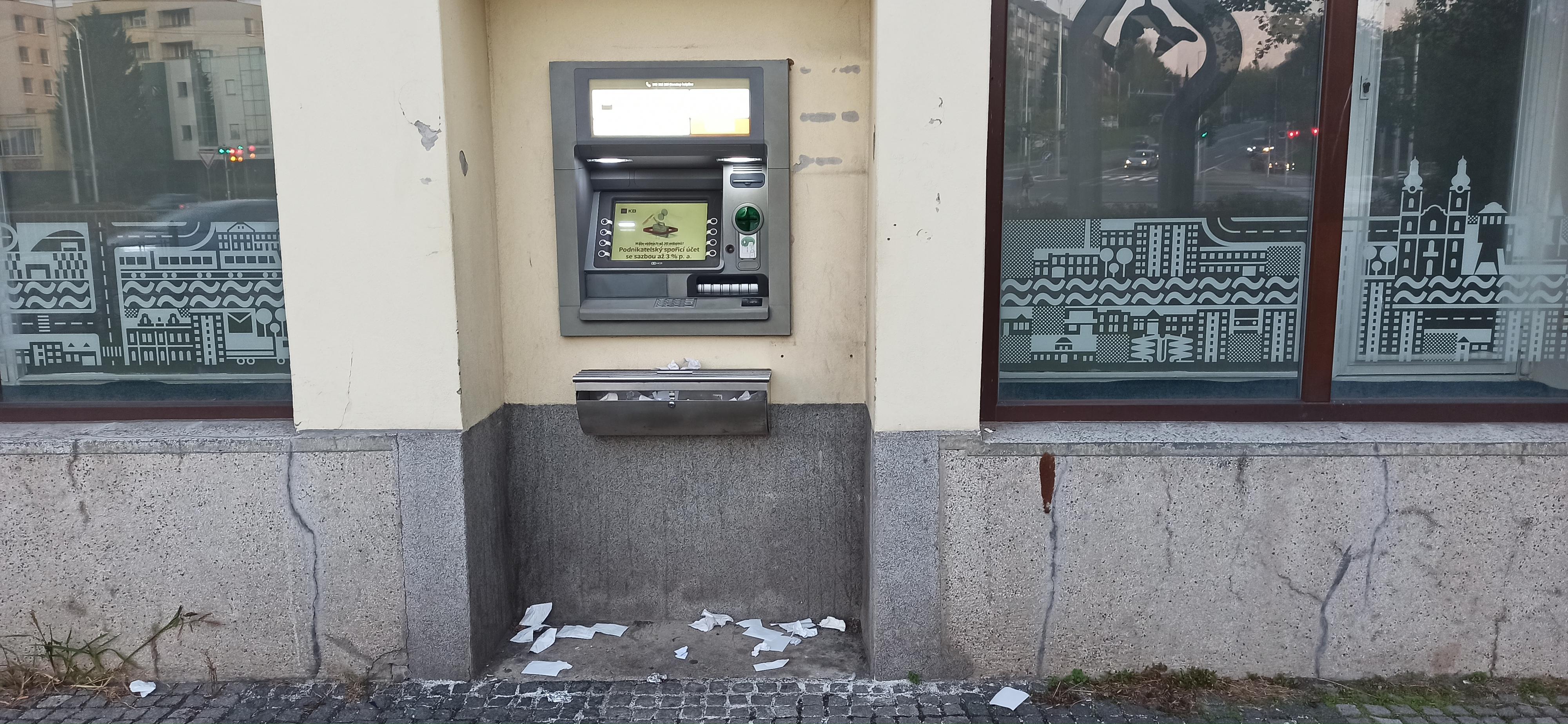 Bankomat Komerční banky foto 4