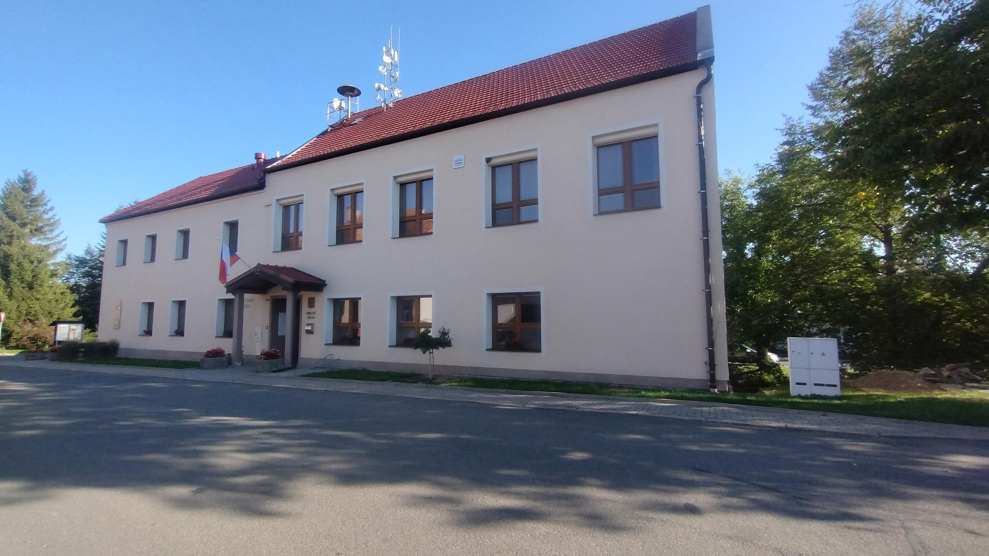 Javorník - obecní úřad foto 4