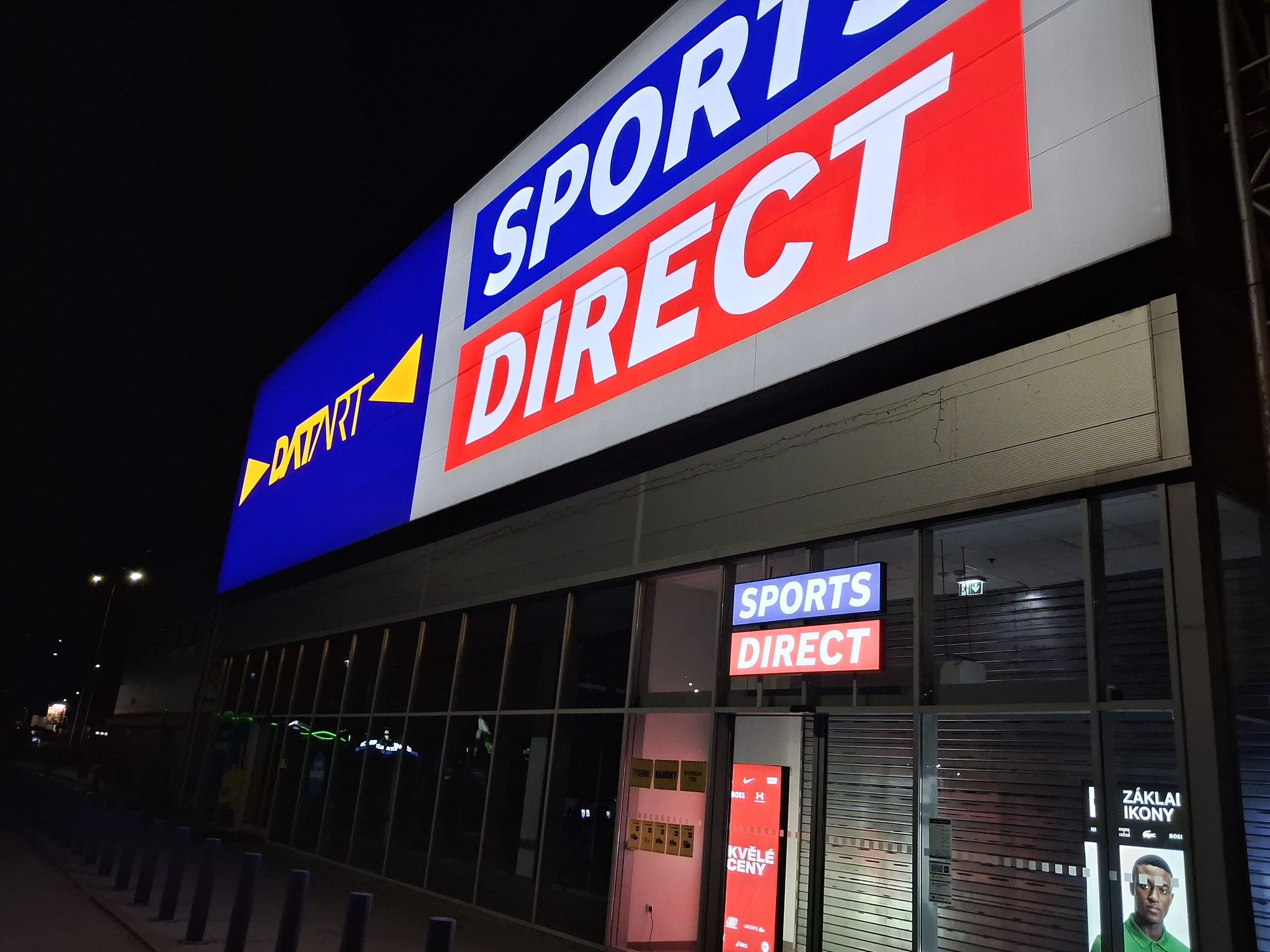 SportsDirect foto 1