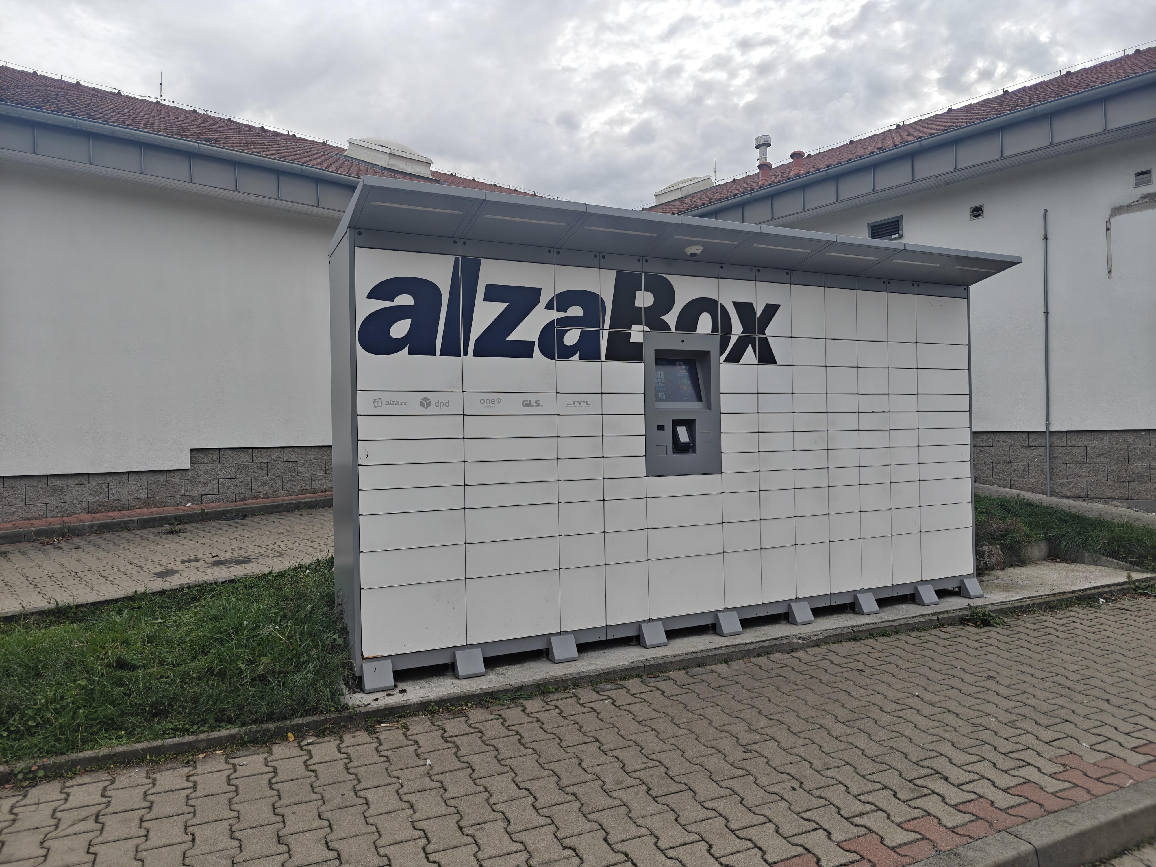 AlzaBox