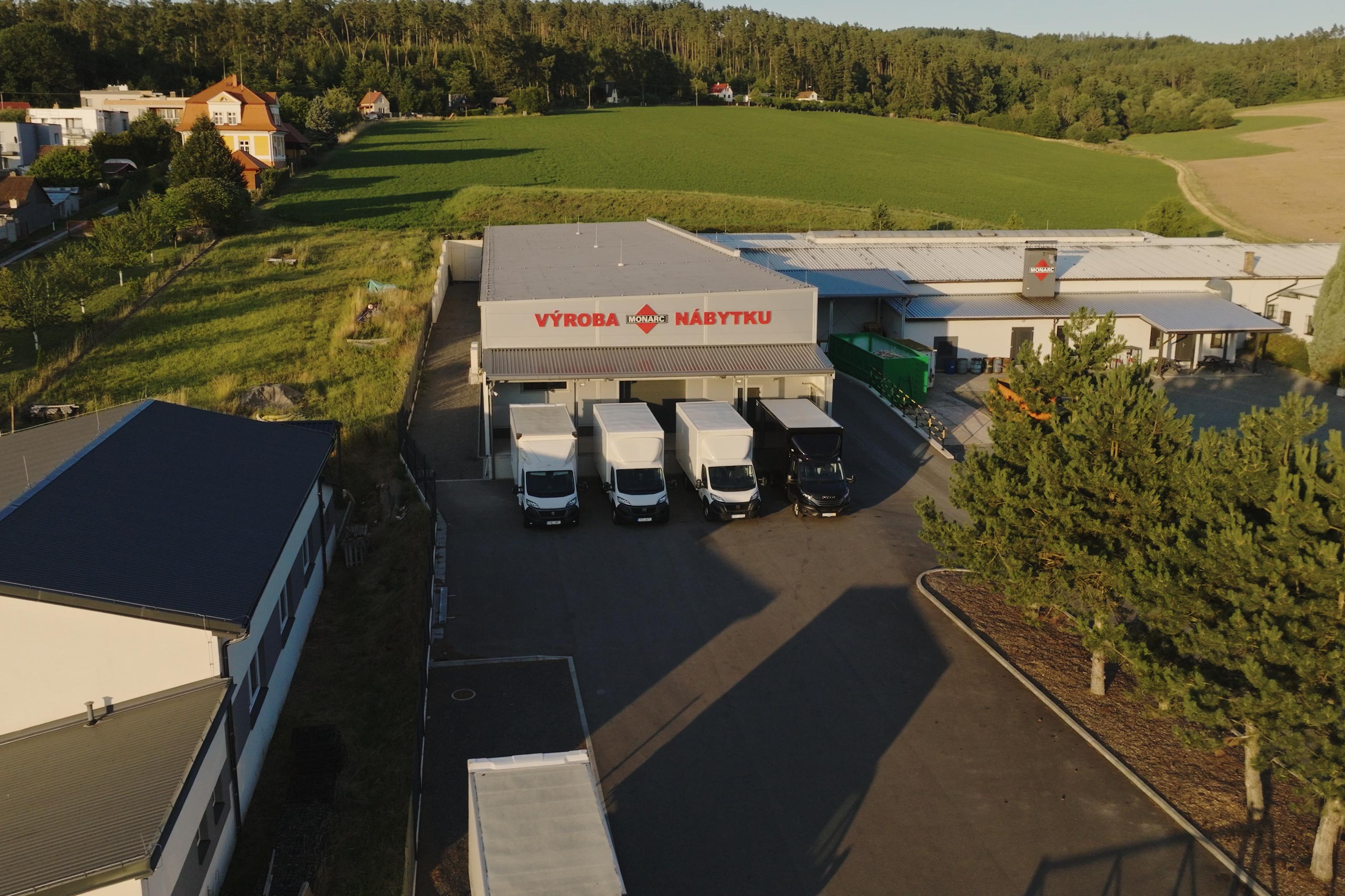 MONARC NÁBYTEK s.r.o.