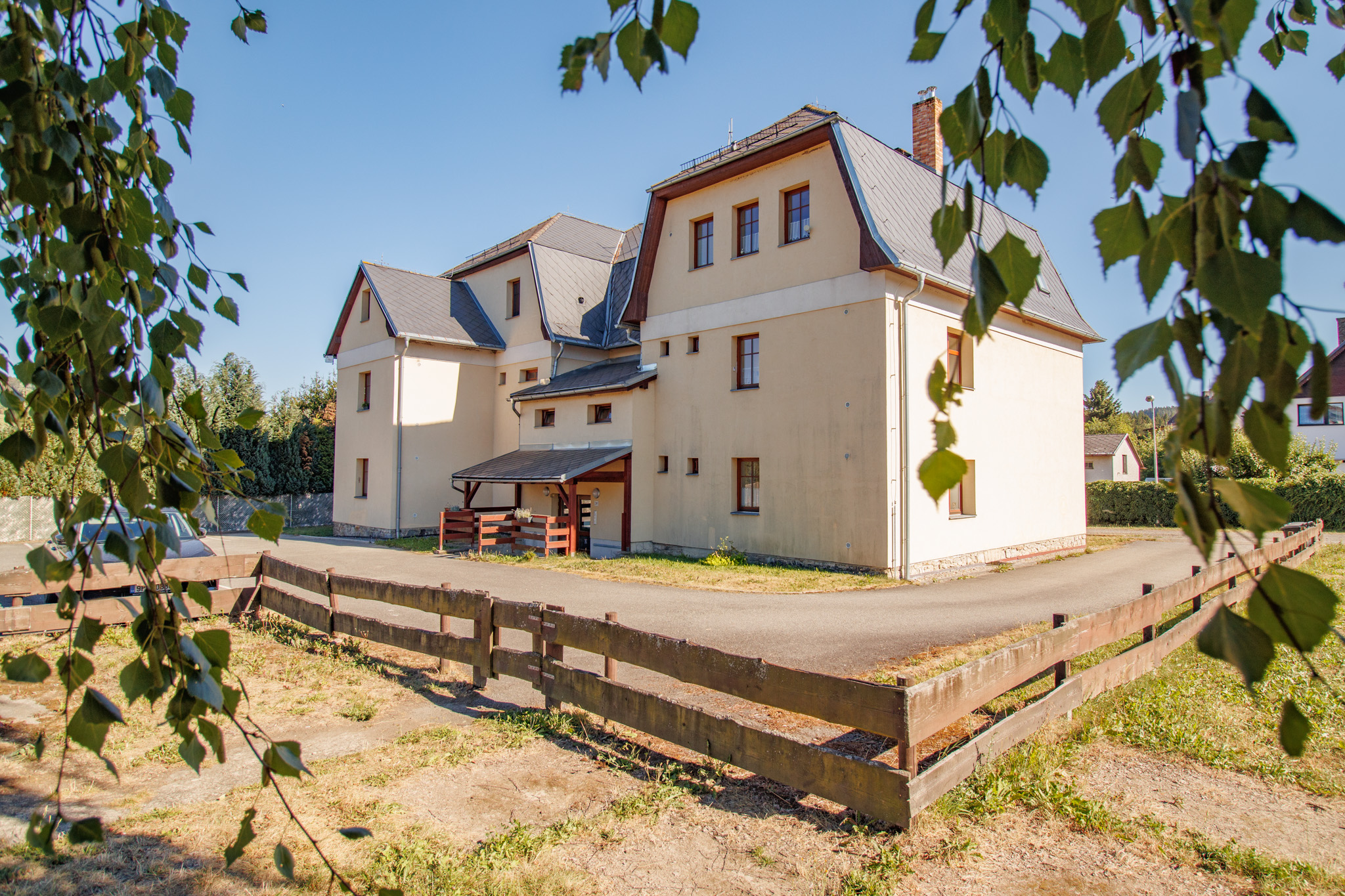 Prodej zděného mezonetu 2+kk 92 m² Kašperské Hory