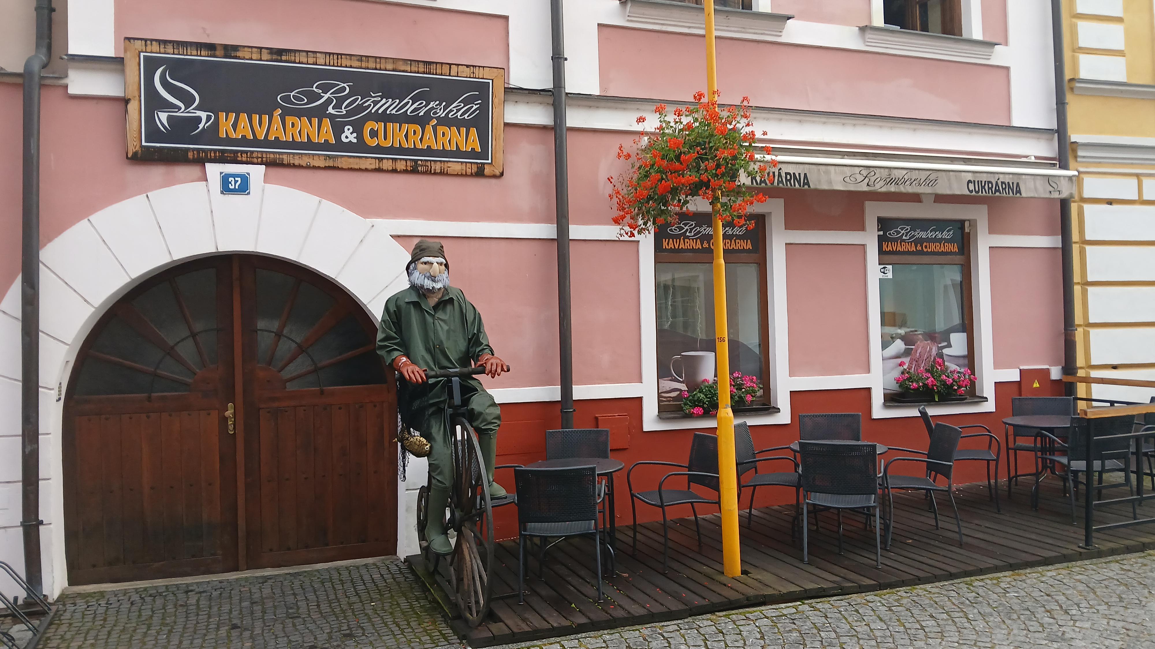 Rožmberská kavárna foto 5