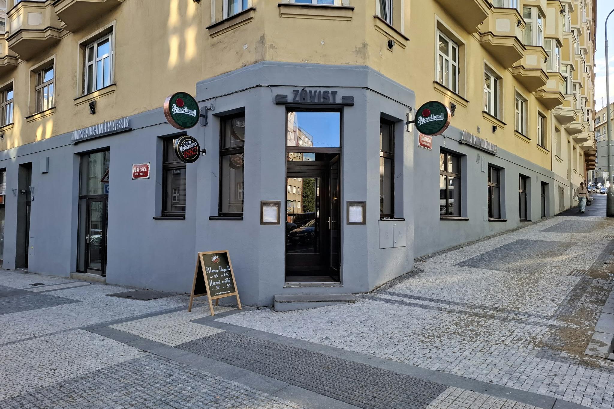 ZÁVIST