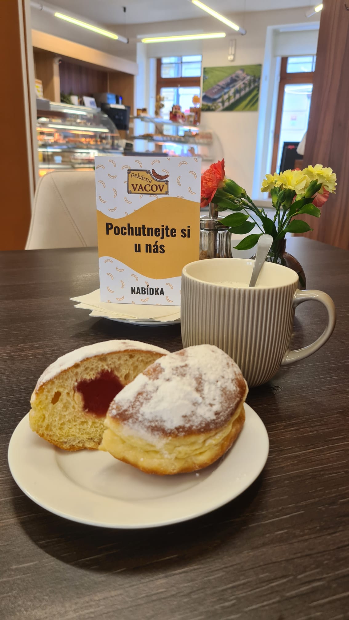 Prodejna pečiva Dvořákova ČB - Pekárna Vacov foto 6