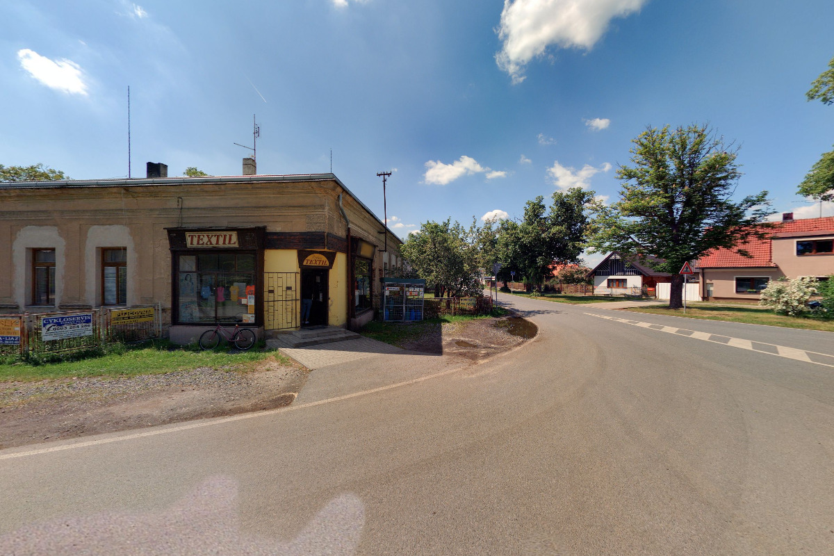 PS s láskou k přírodě - květinová skříň
