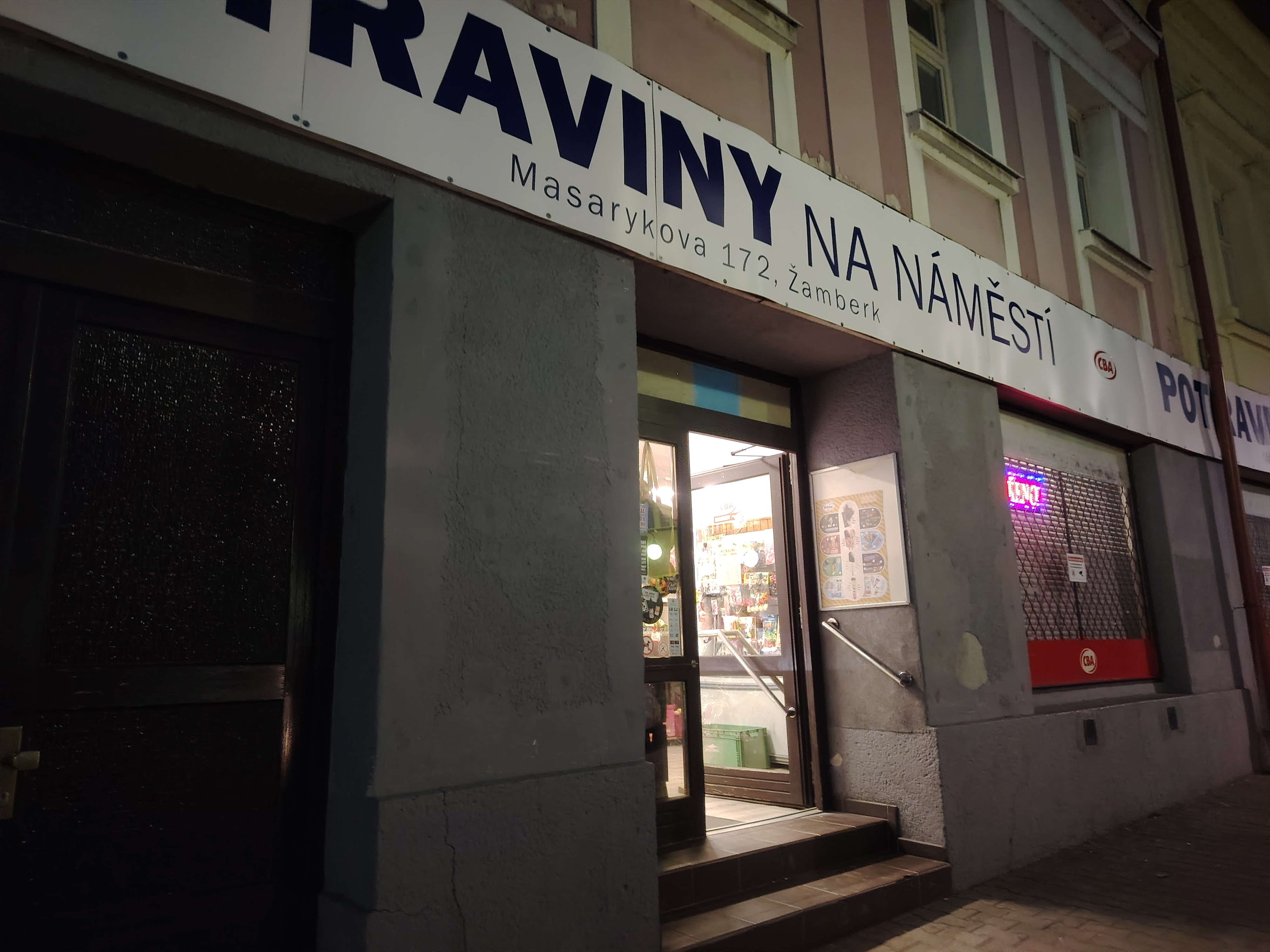 Potraviny Na náměstí