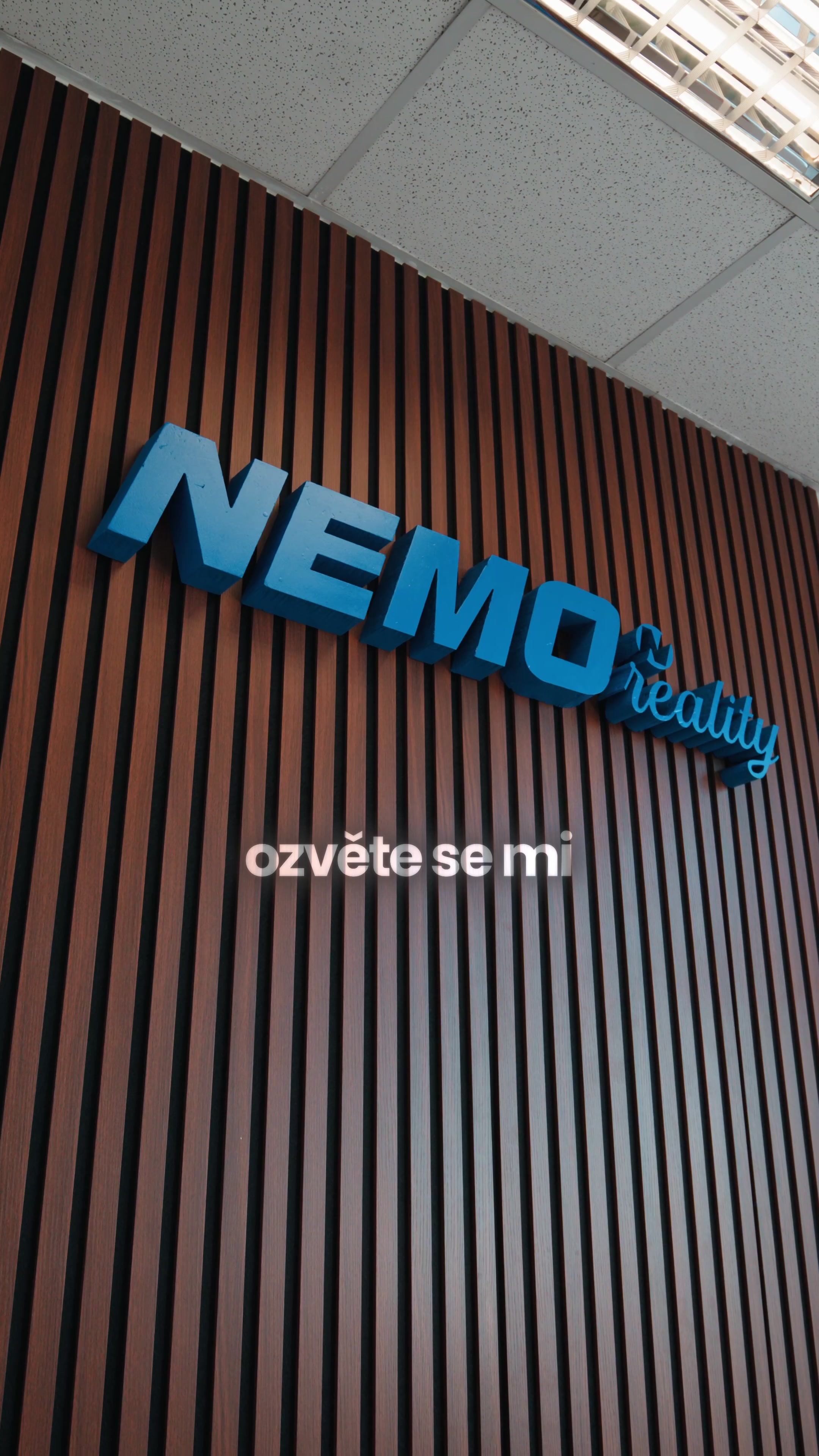 Vít Hrůnek - Realitní Makléř foto 2 (náhled videa)