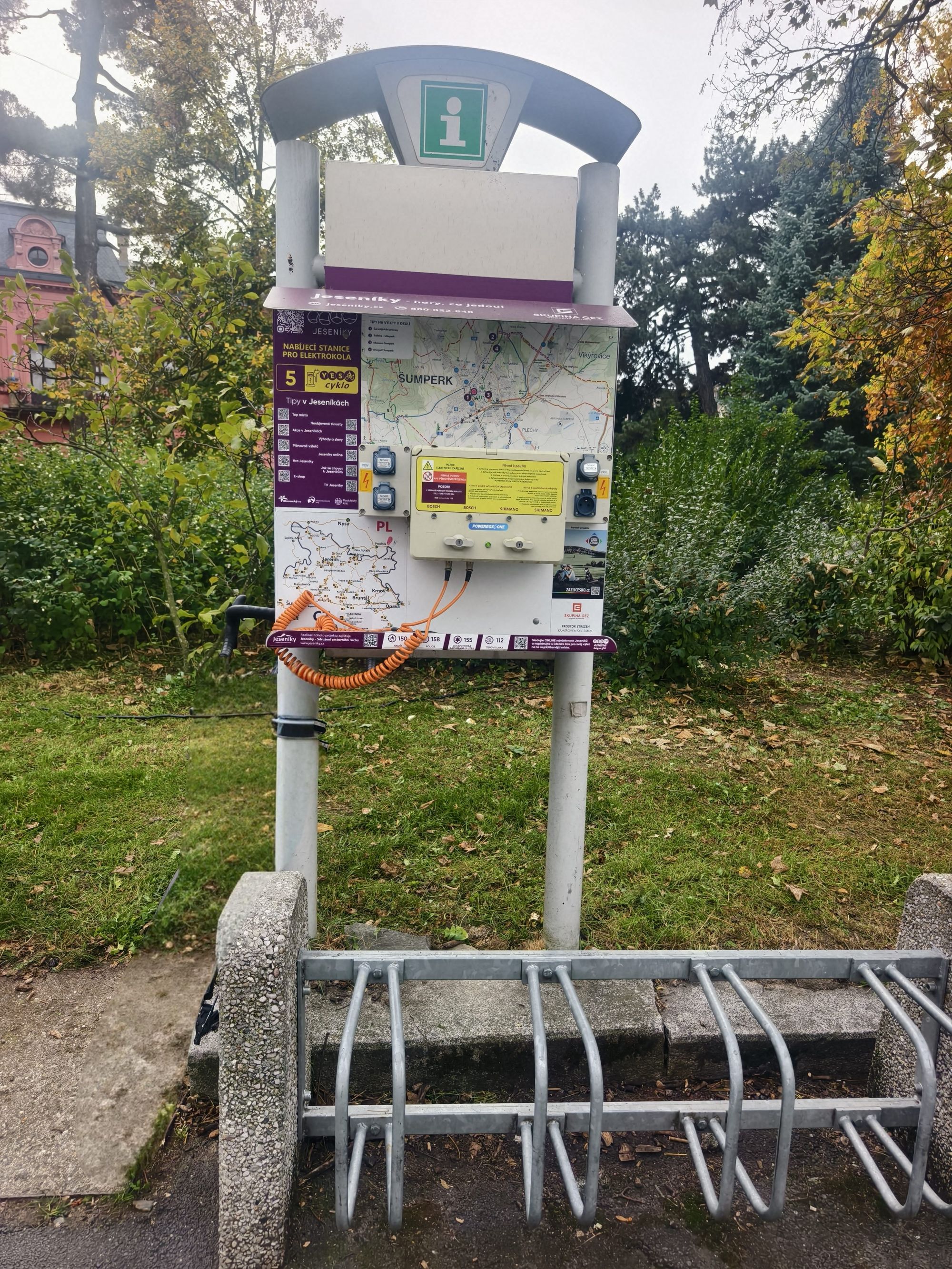 Nabíjecí stanice pro elektrokola foto 2