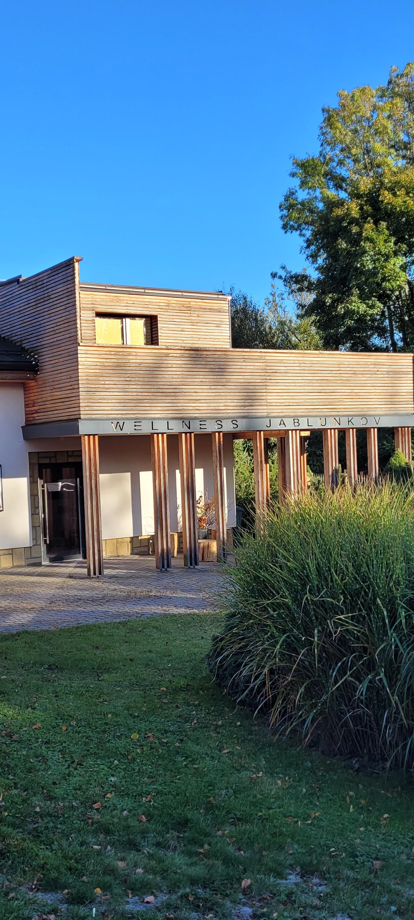 WELLNESS JABLUNKOV - sauna a vířivka foto 2