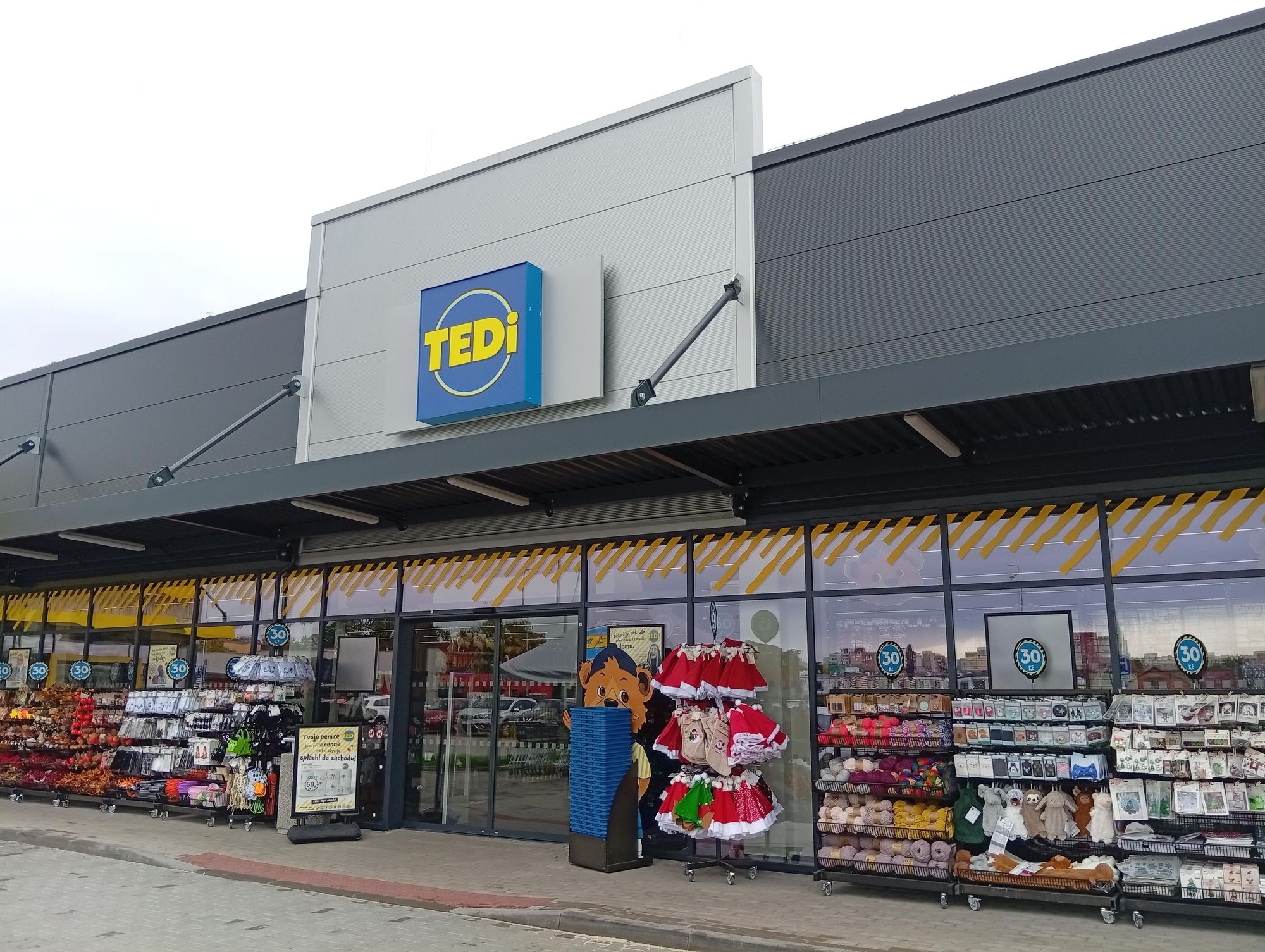 TEDi