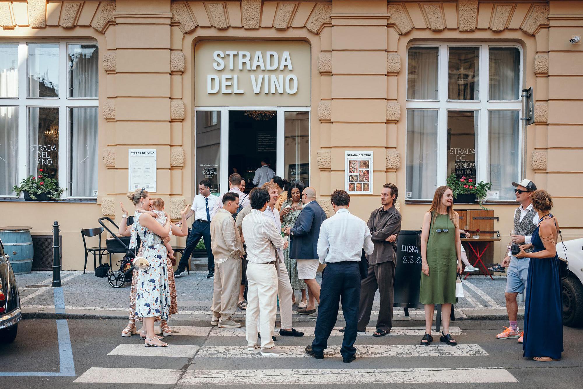 STRADA DEL VINO